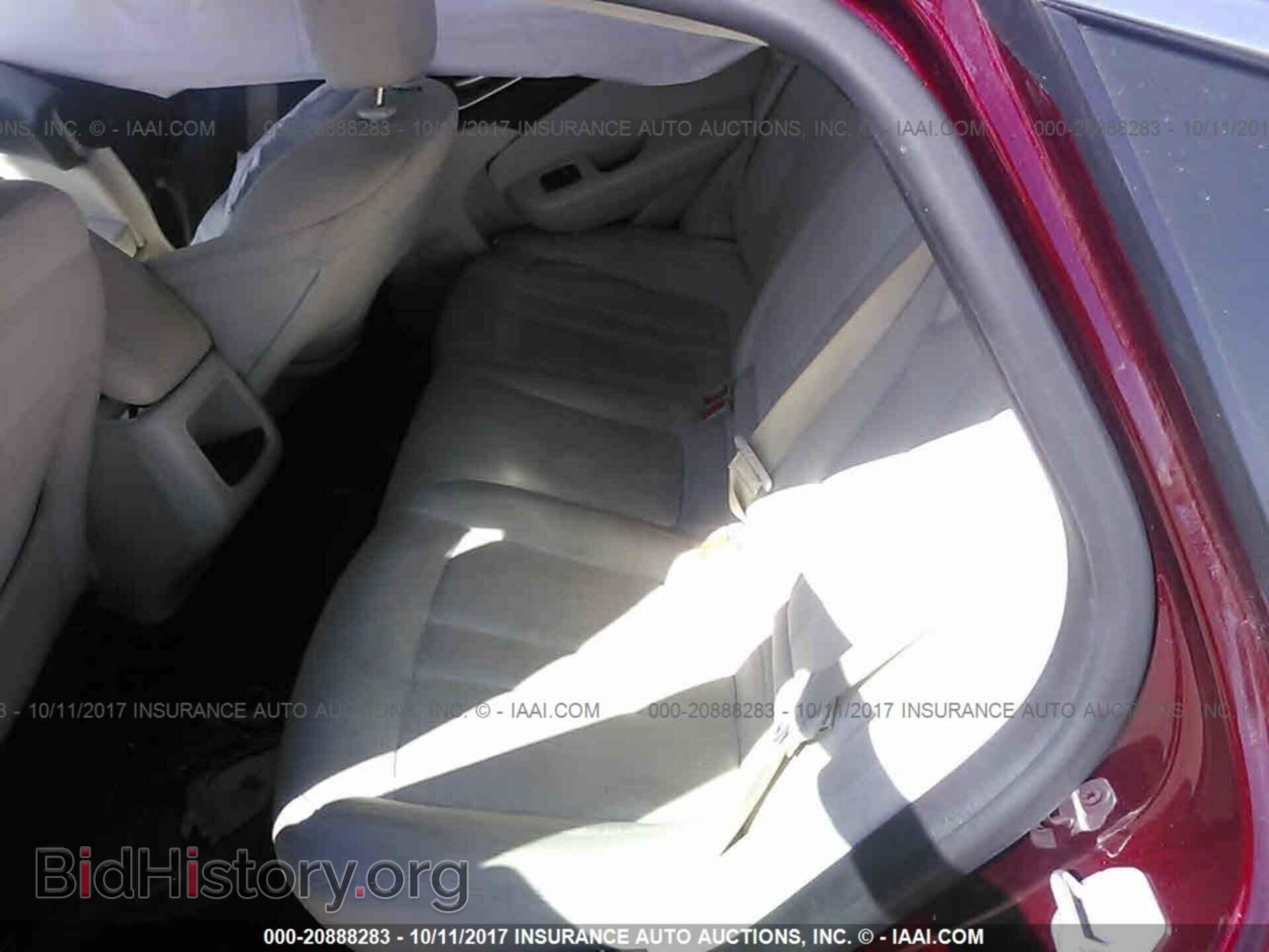 2015 Chrysler 200 - VIN: 1C3CCCAB2FN691635 - Photo 8