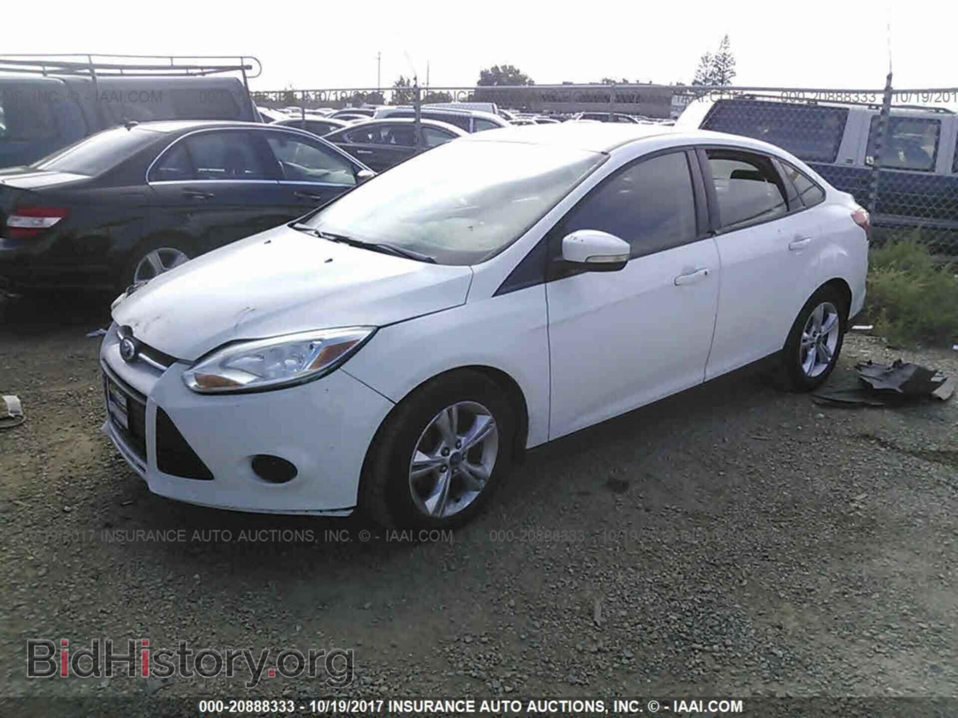 2013 Ford Focus - VIN: 1FADP3F21DL185273 - Photo 2