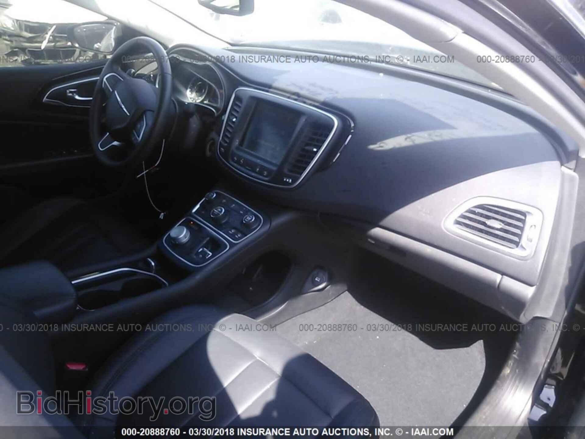 2015 Chrysler 200 - VIN: 1C3CCCCG7FN520047 - Photo 5