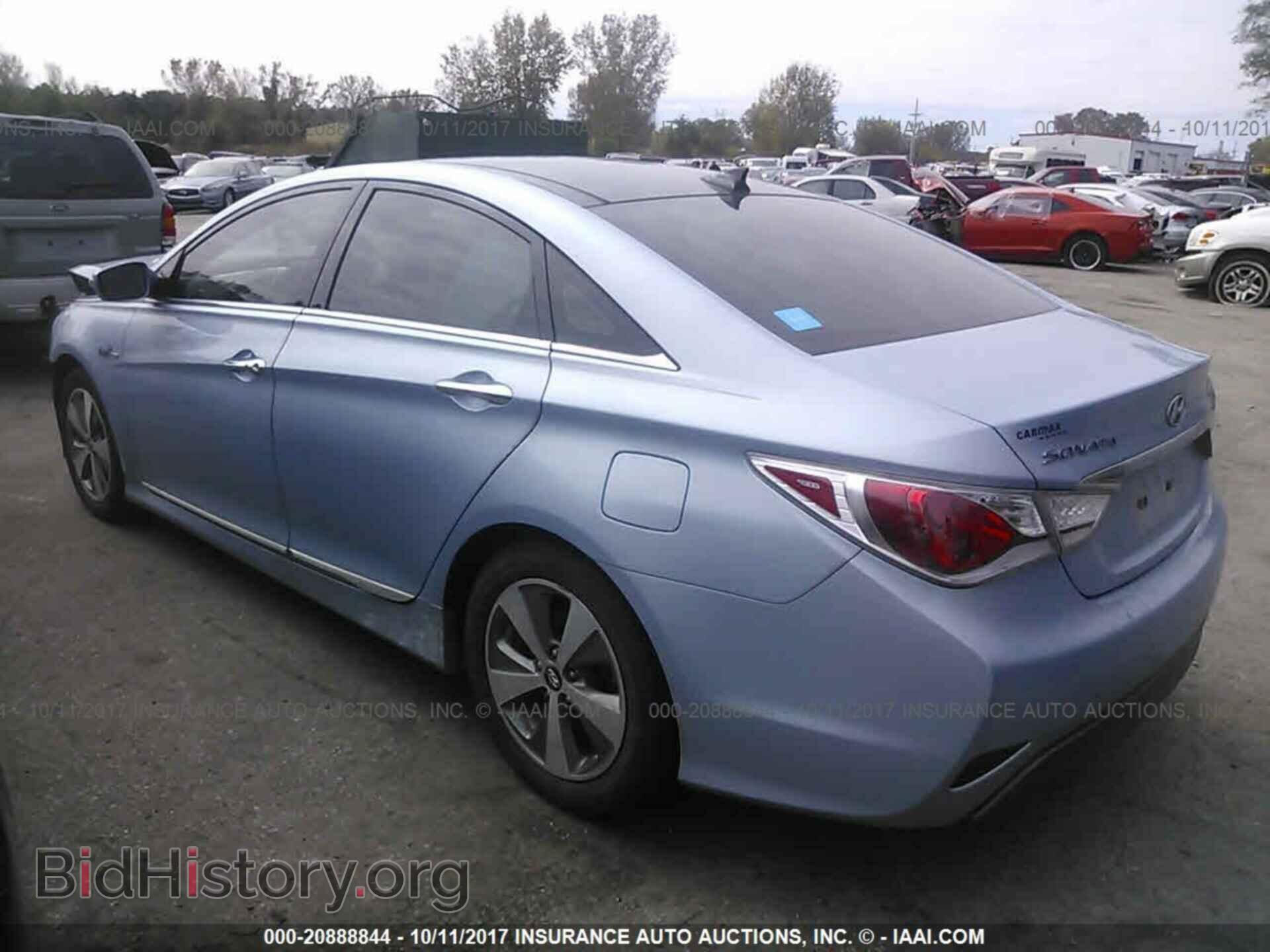 2012 Hyundai Sonata - VIN: KMHEC4A41CA021990 - Photo 3