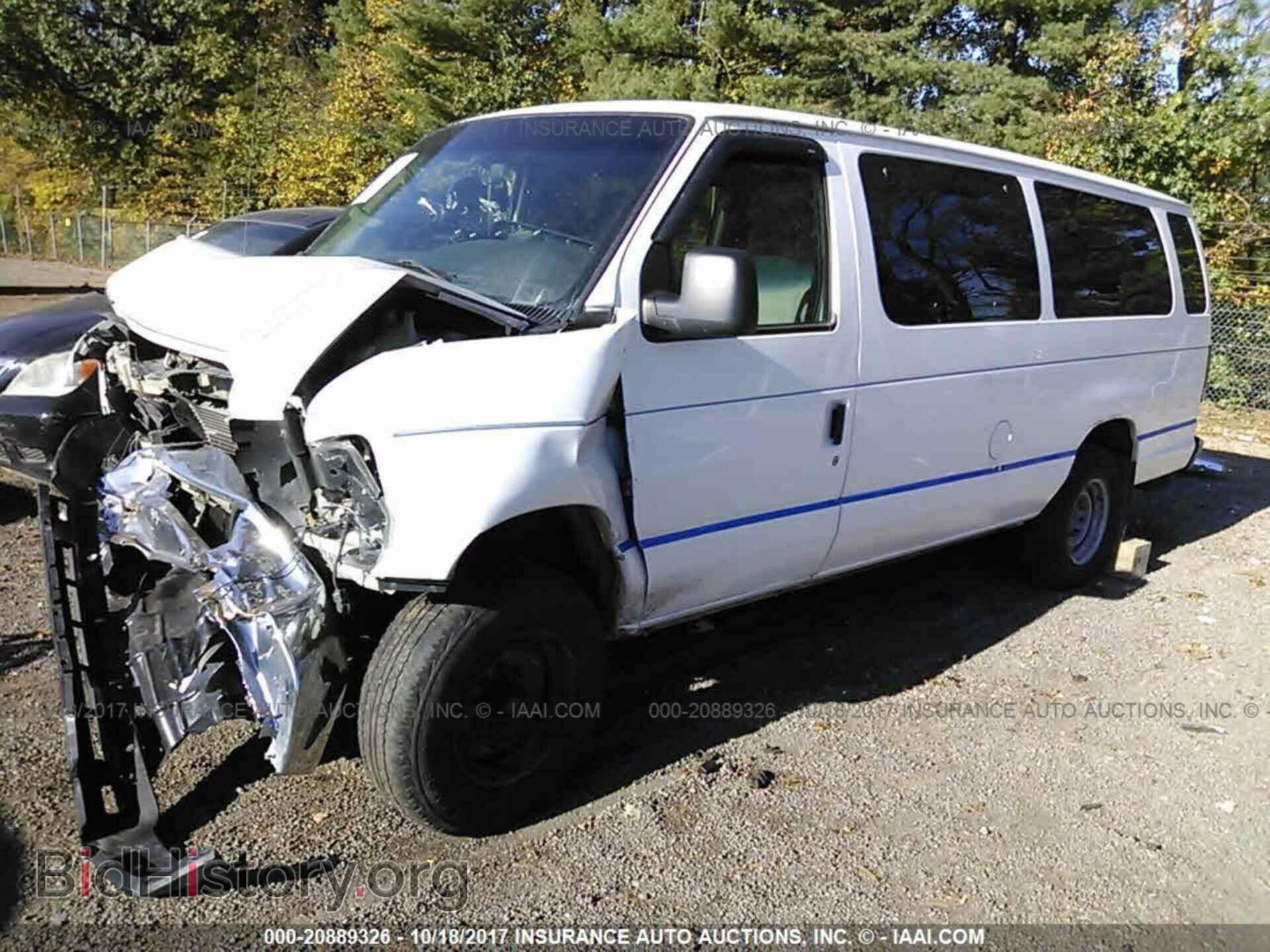 2012 Ford Econoline - VIN: 1FDSS3BL1CDA17121 - Photo 2