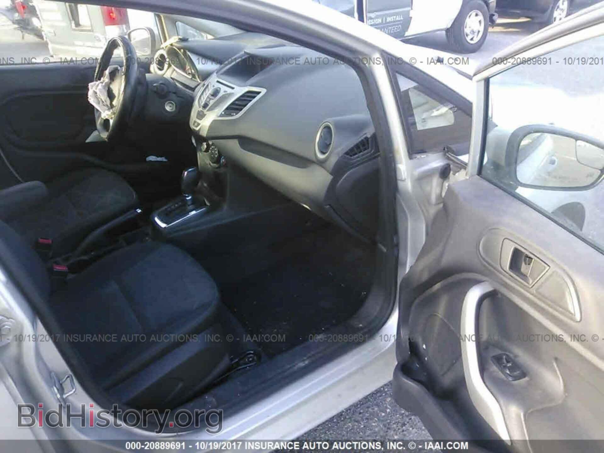 2013 Ford Fiesta - VIN: 3FADP4BJ8DM161862 - Фото 5
