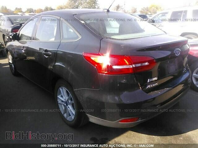 2016 Ford Focus - VIN: 1FADP3F25GL205903 - Photo 3