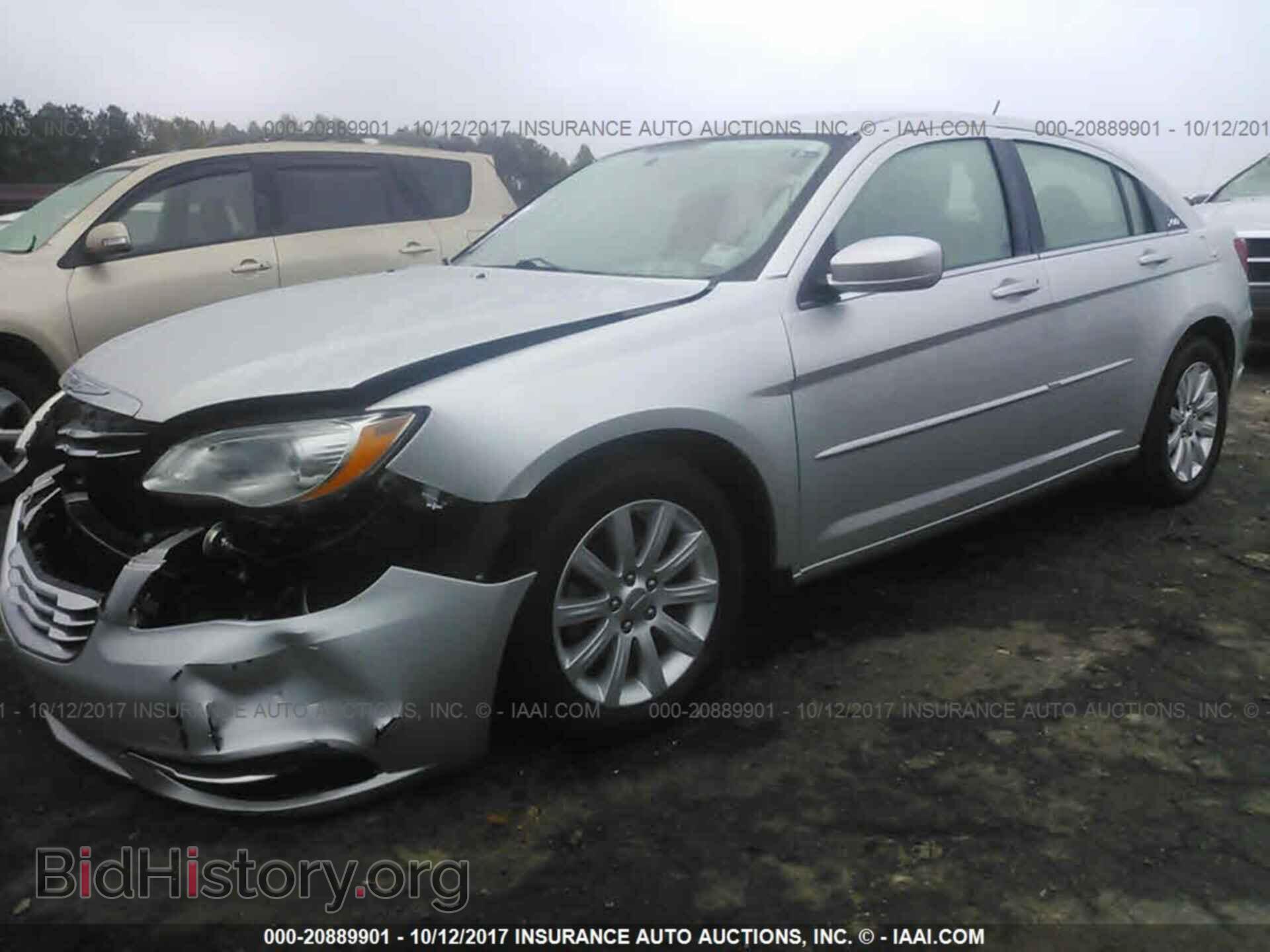 2012 Chrysler 200 - VIN: 1C3CCBBB2CN117198 - Photo 2