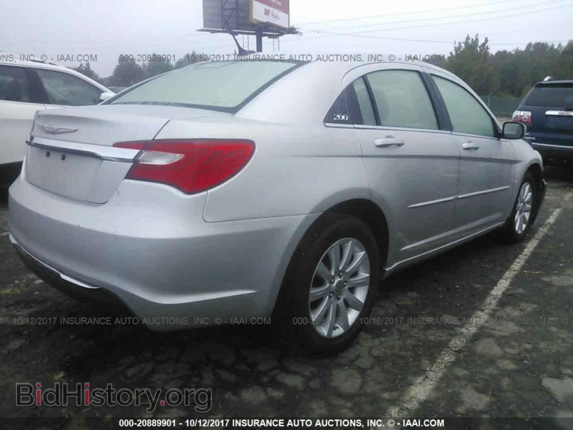 2012 Chrysler 200 - VIN: 1C3CCBBB2CN117198 - Photo 4