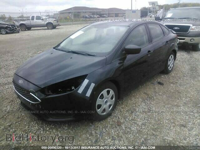 2015 Ford Focus - VIN: 1FADP3E27FL362901 - Photo 2