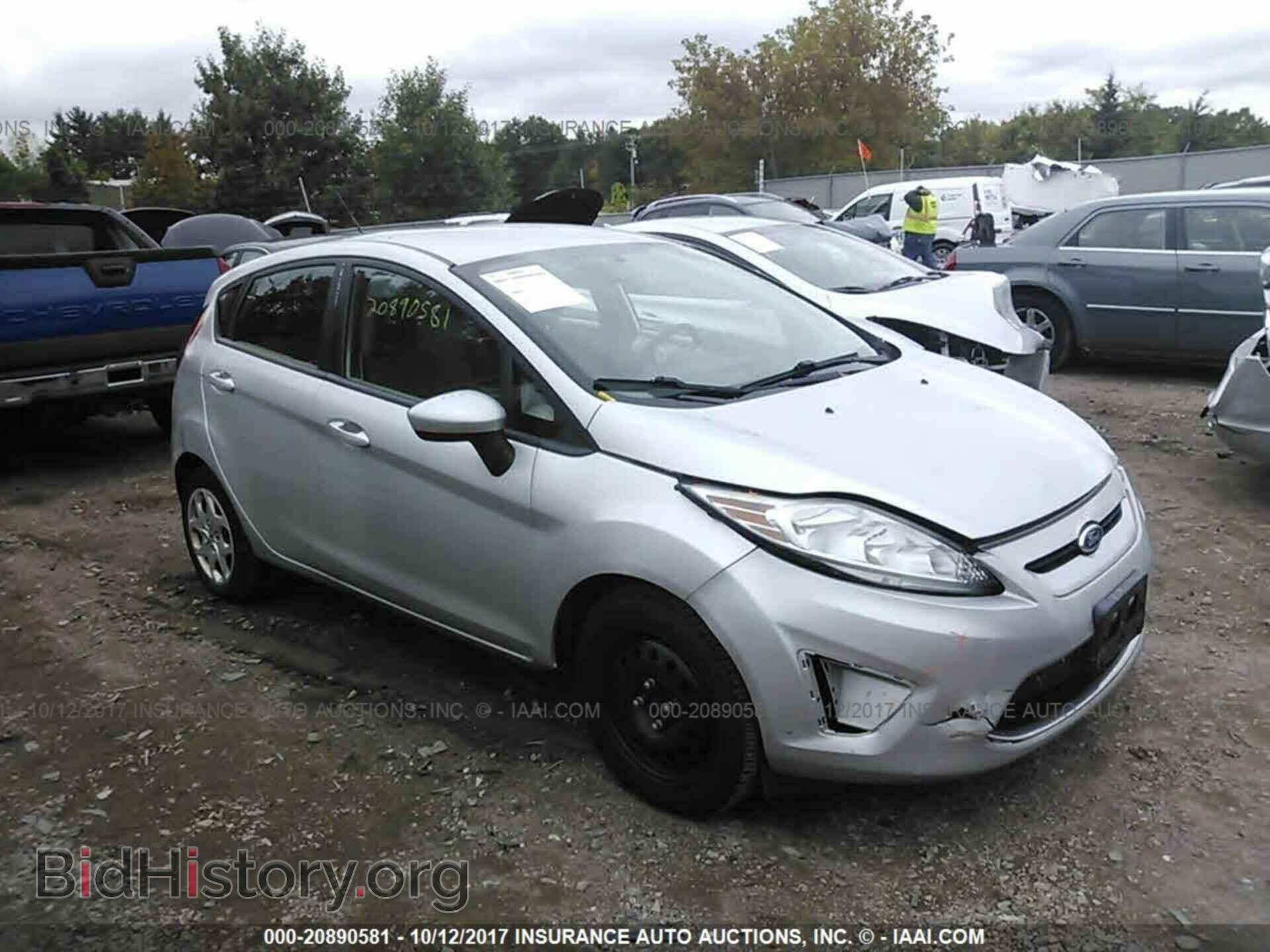 Photo 3FADP4EJ3BM180425 - Ford Fiesta 2011