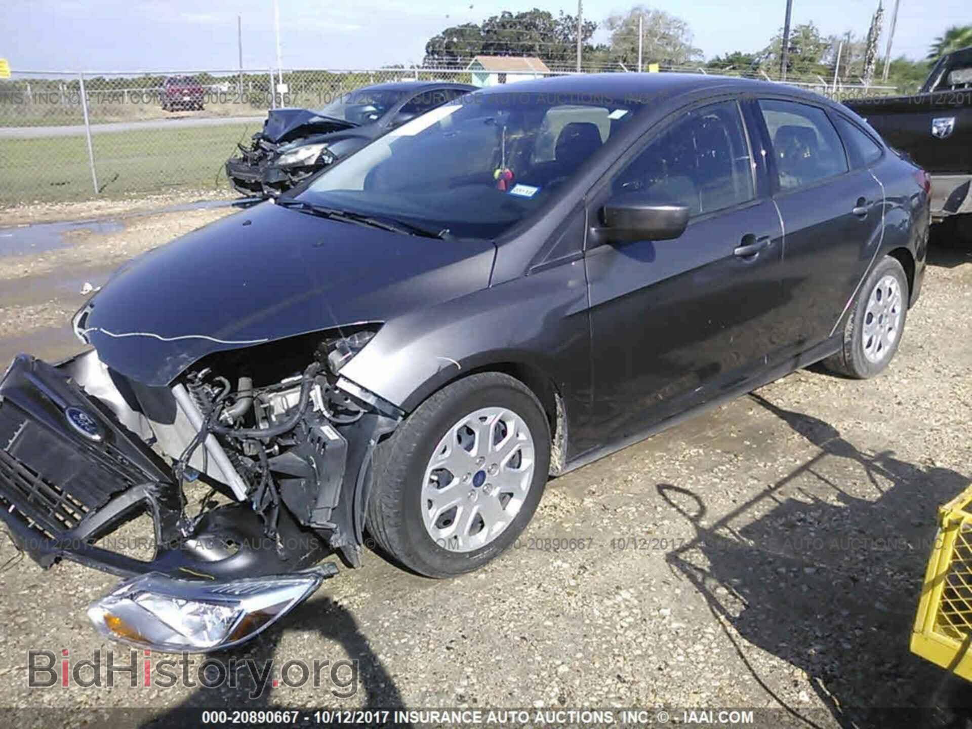 2012 Ford Focus - VIN: 1FAHP3F28CL478510 - Photo 2