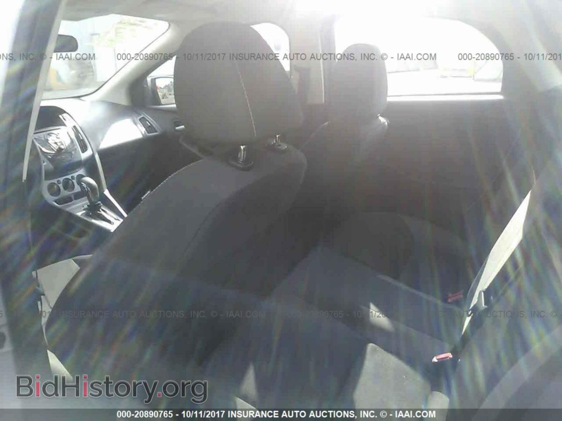2014 Ford Focus - VIN: 1FADP3F22EL159038 - Photo 8