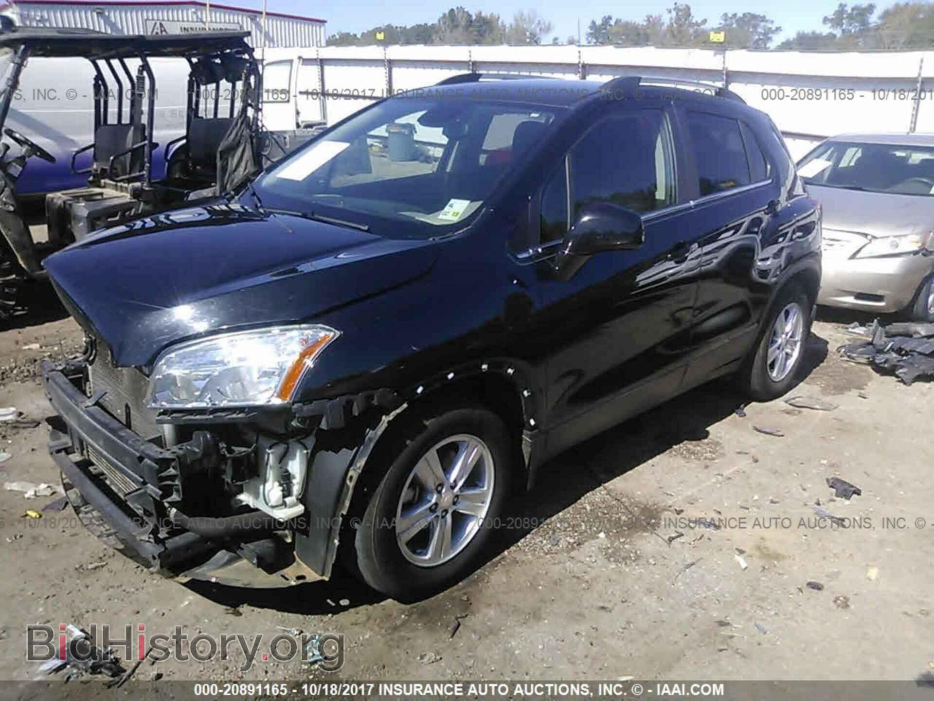 2015 Chevrolet Trax - VIN: 3GNCJLSB6FL252011 - Фото 2
