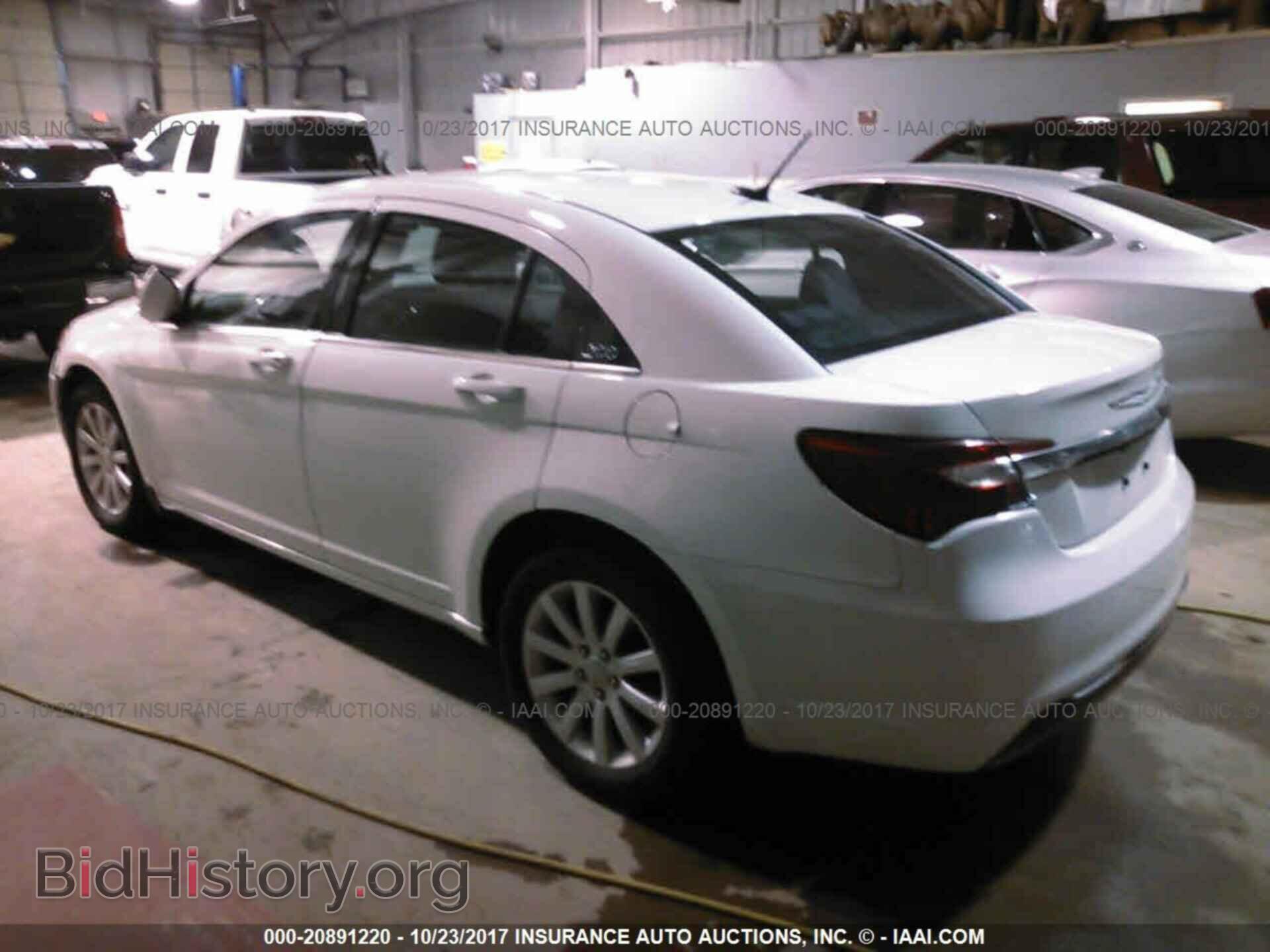 2013 Chrysler 200 - VIN: 1C3CCBBB3DN515683 - Photo 3
