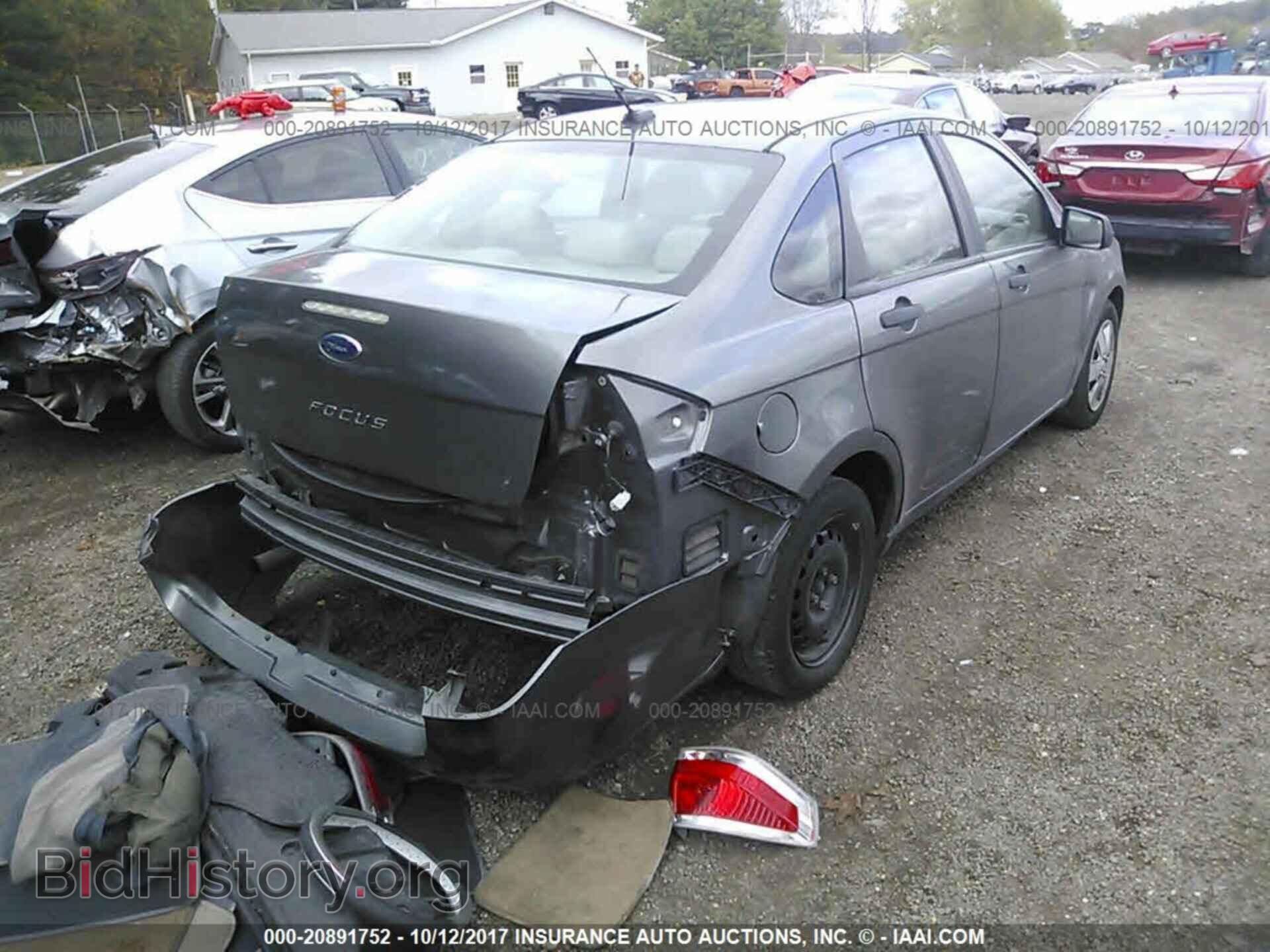 2011 Ford Focus - VIN: 1FAHP3EN3BW162019 - Фото 4