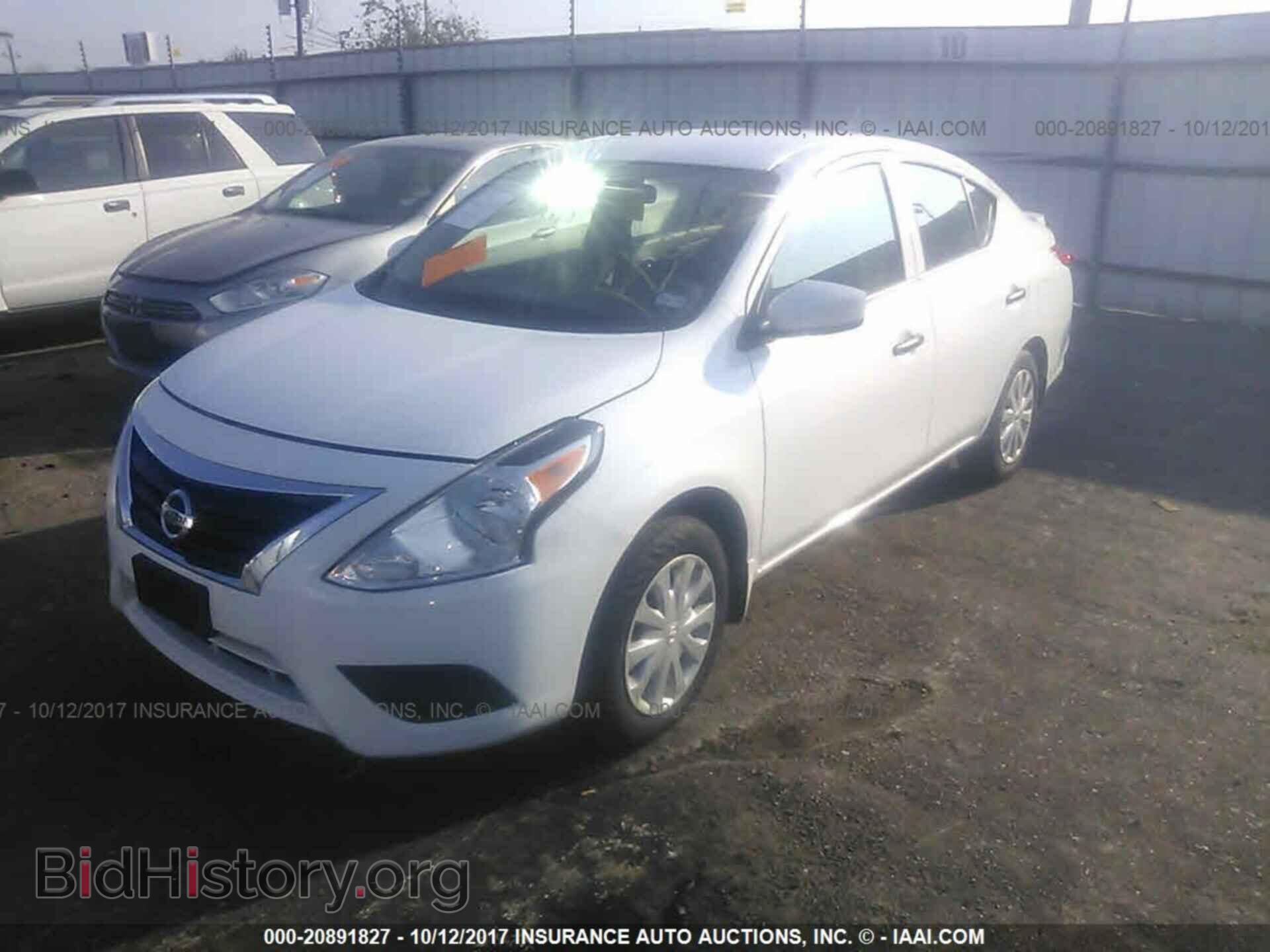 2017 Nissan Versa - VIN: 3N1CN7AP8HL849457 - Фото 2