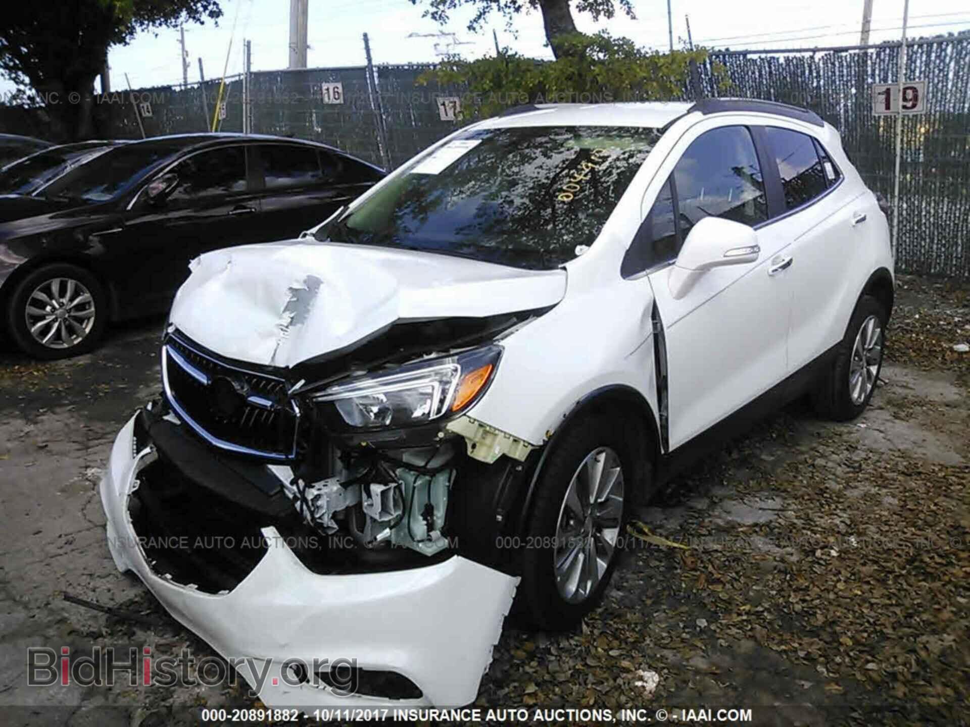 2017 Buick Encore - VIN: KL4CJASB4HB004917 - Photo 2
