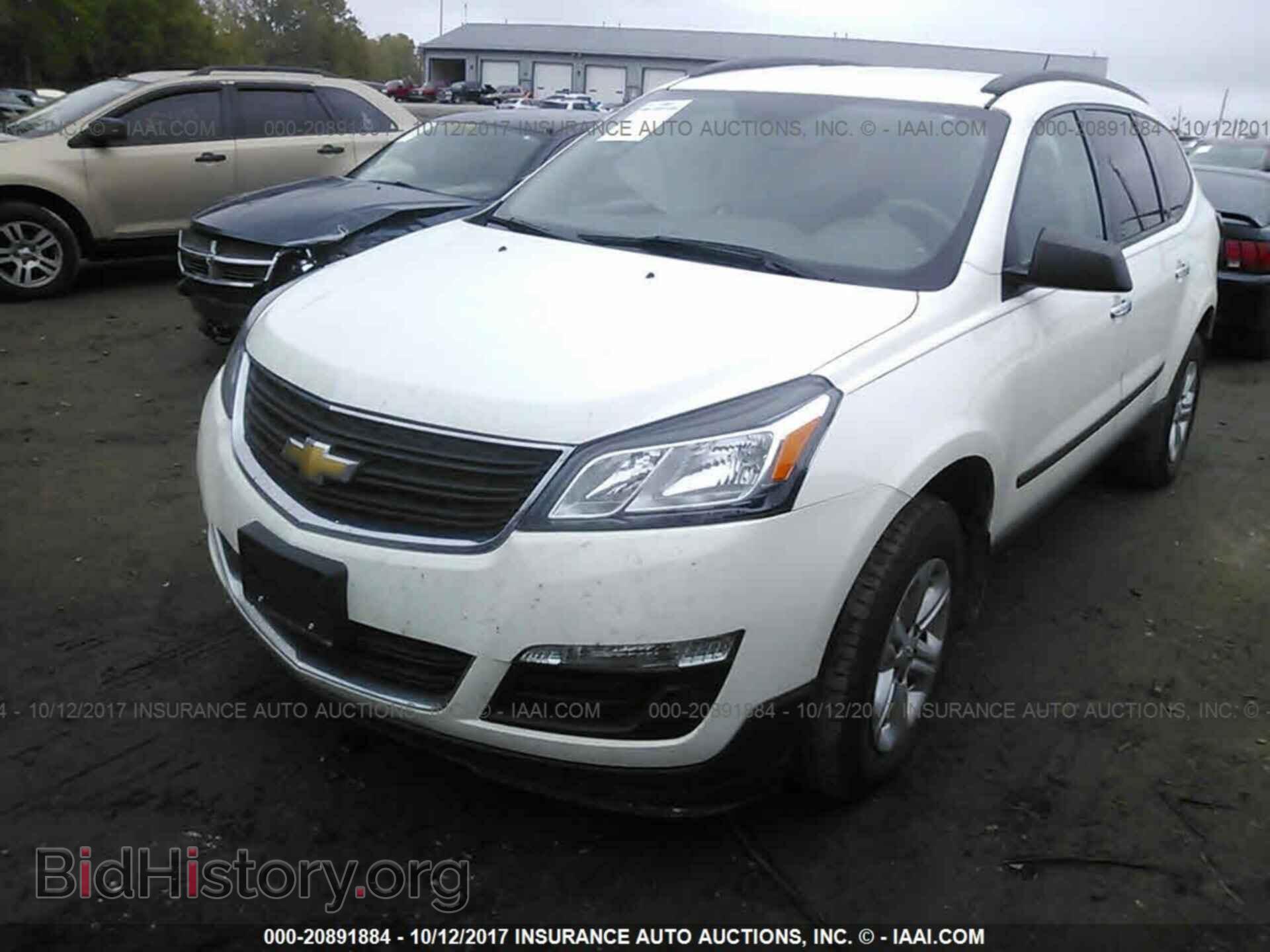 2013 Chevrolet Traverse - VIN: 1GNKRFED0DJ225295 - Фото 2