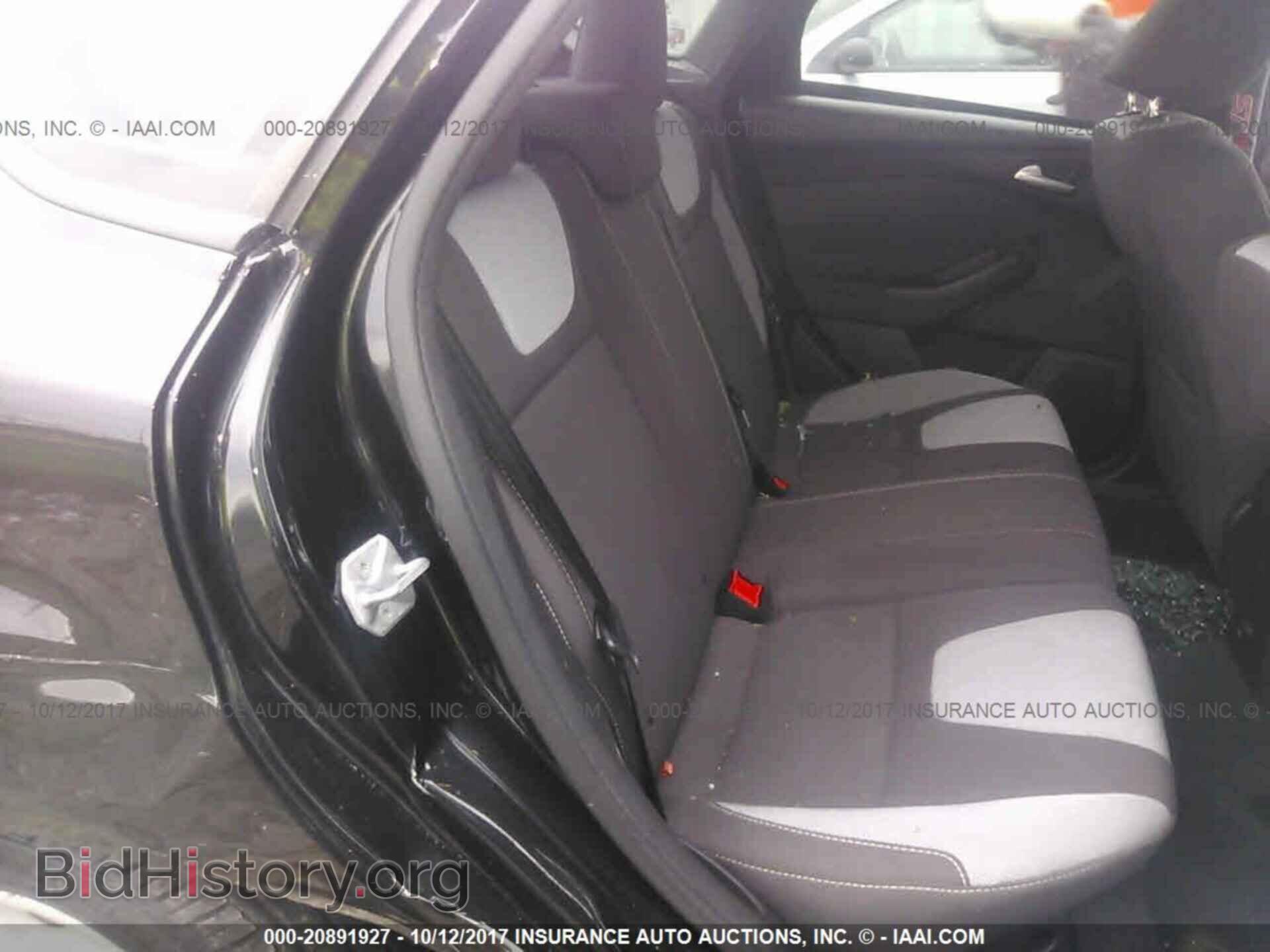 2014 Ford Focus - VIN: 1FADP3L98EL141564 - Photo 8