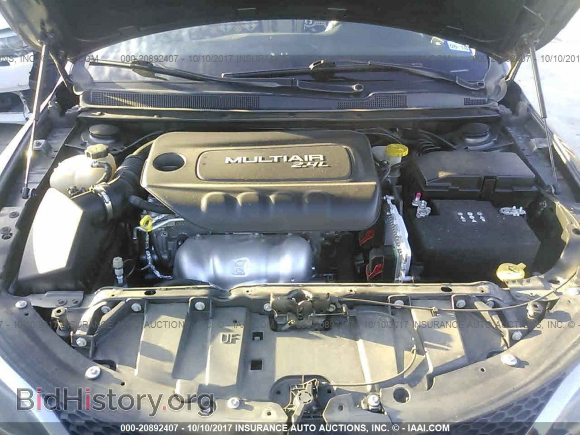 2016 Chrysler 200 - VIN: 1C3CCCAB2GN154099 - Photo 10