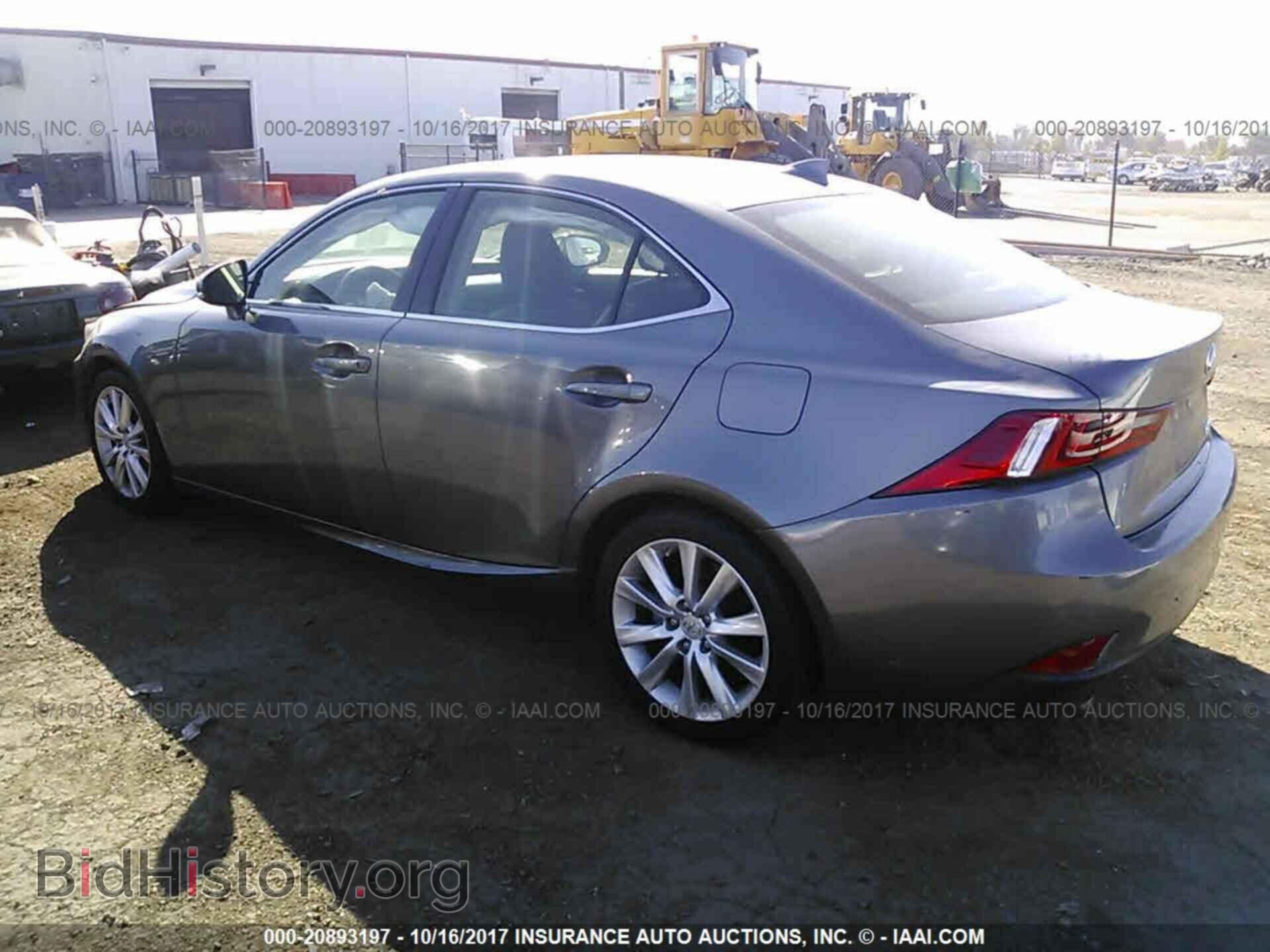 2014 Lexus Is - VIN: JTHBF1D27E5009778 - Photo 3