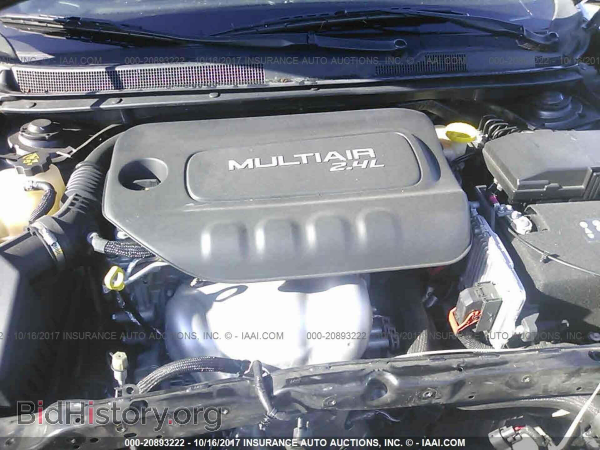 2015 Chrysler 200 - VIN: 1C3CCCCBXFN544721 - Photo 10