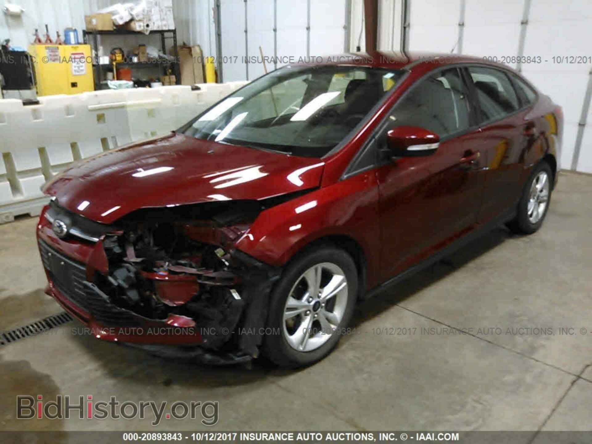 2014 Ford Focus - VIN: 1FADP3F23EL198110 - Фото 2