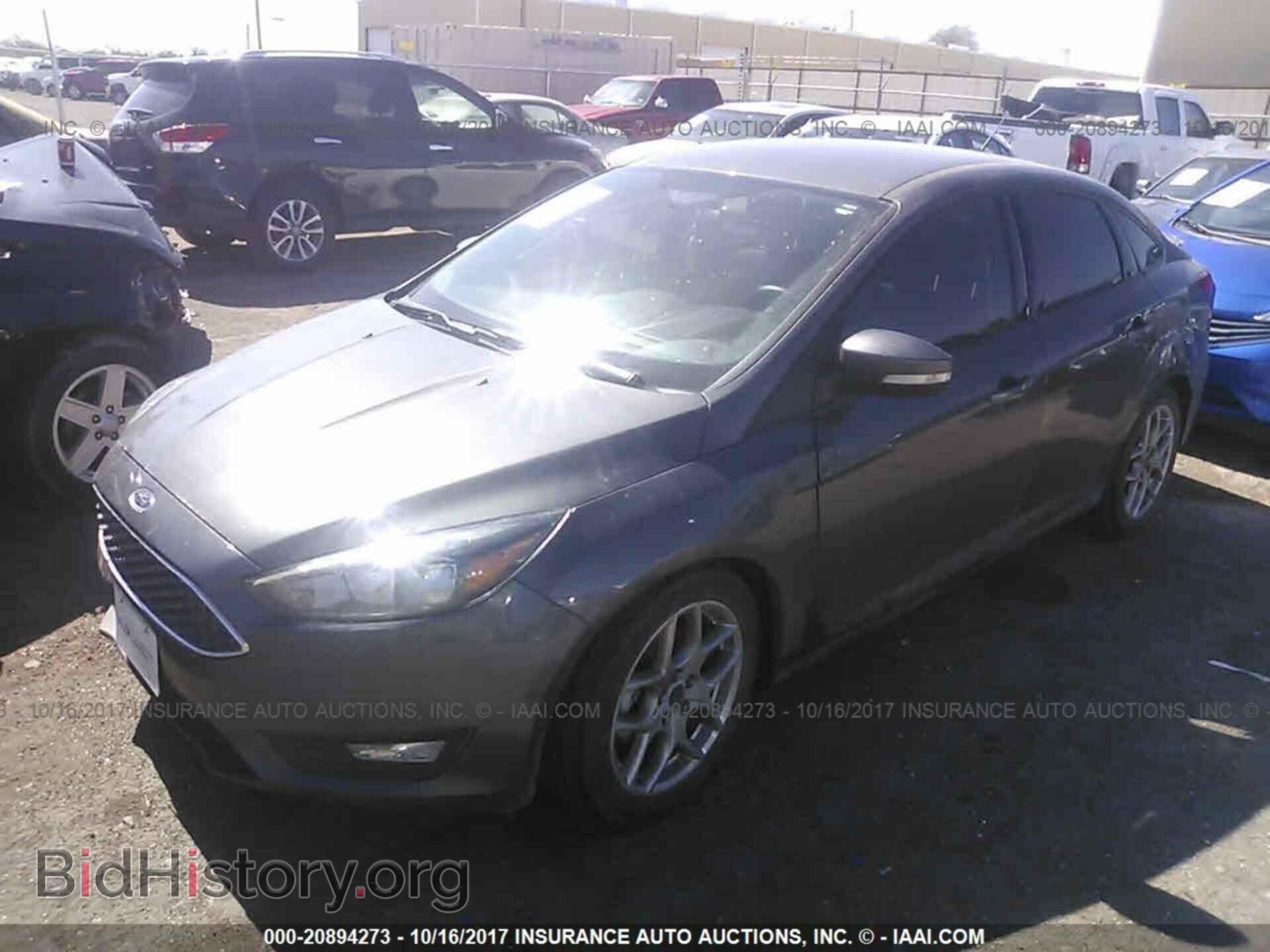 2015 Ford Focus - VIN: 1FADP3F24FL313718 - Photo 2