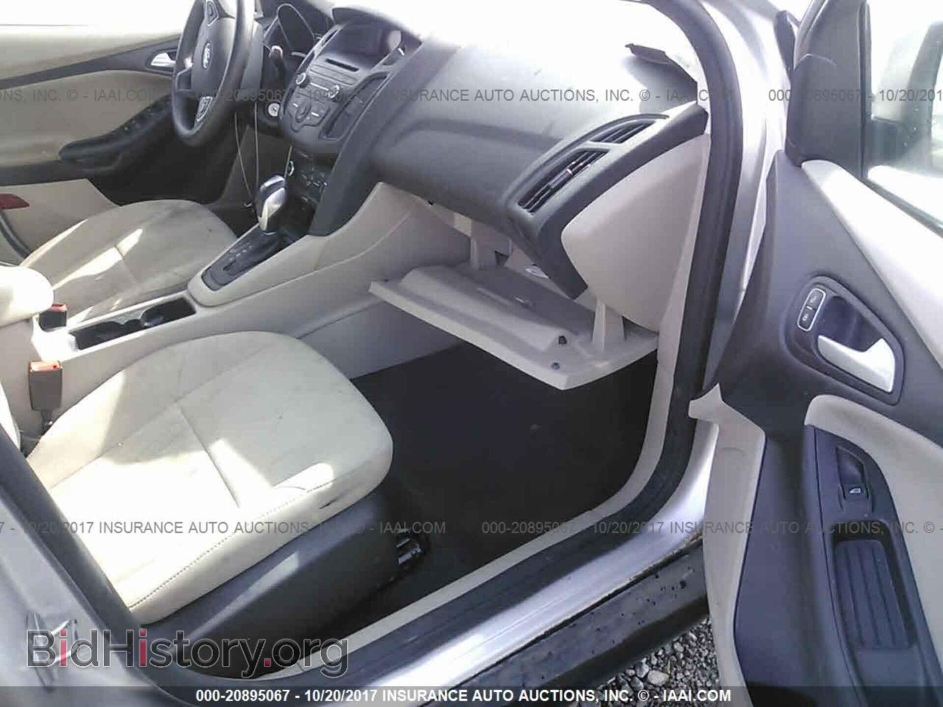 2015 Ford Focus - VIN: 1FADP3F27FL206887 - Photo 5