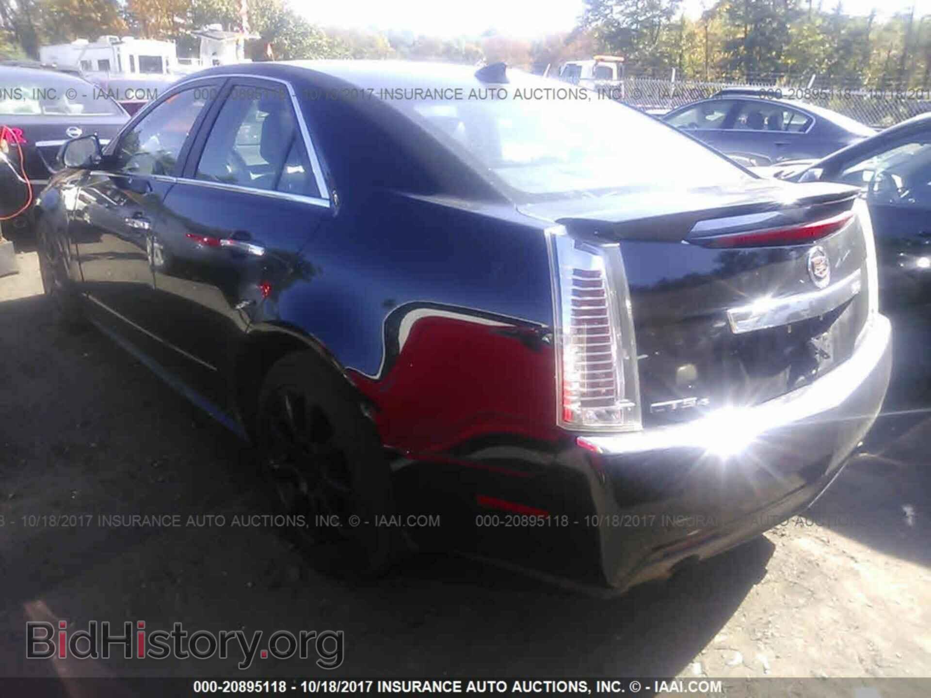 2011 Cadillac Cts - VIN: 1G6D25ED7B0135115 - Фото 3