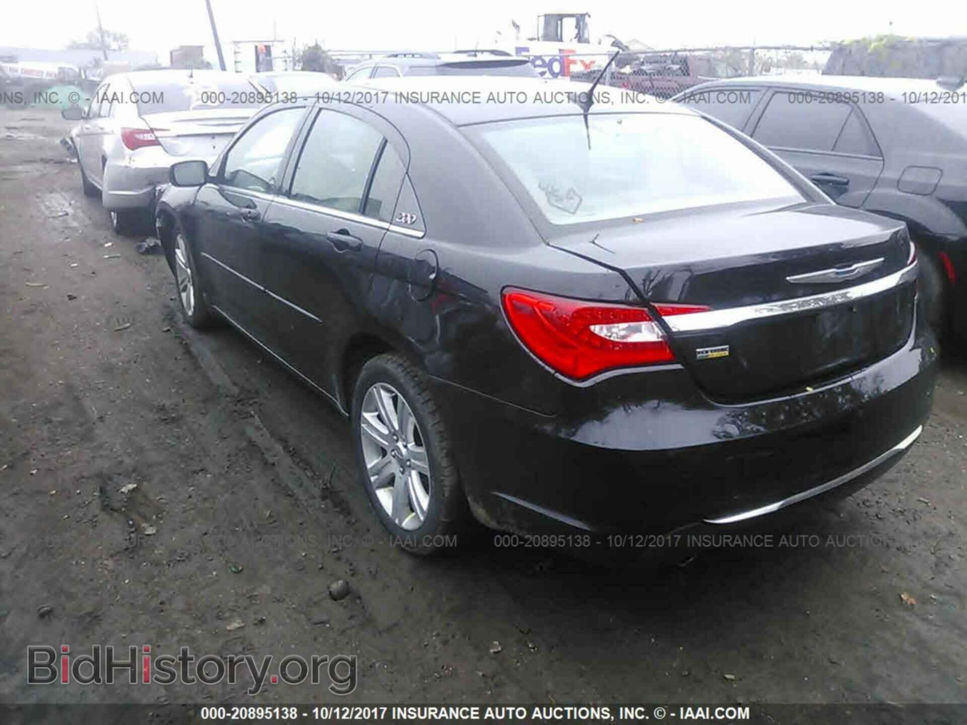 2012 Chrysler 200 - VIN: 1C3CCBBG8CN228415 - Photo 3