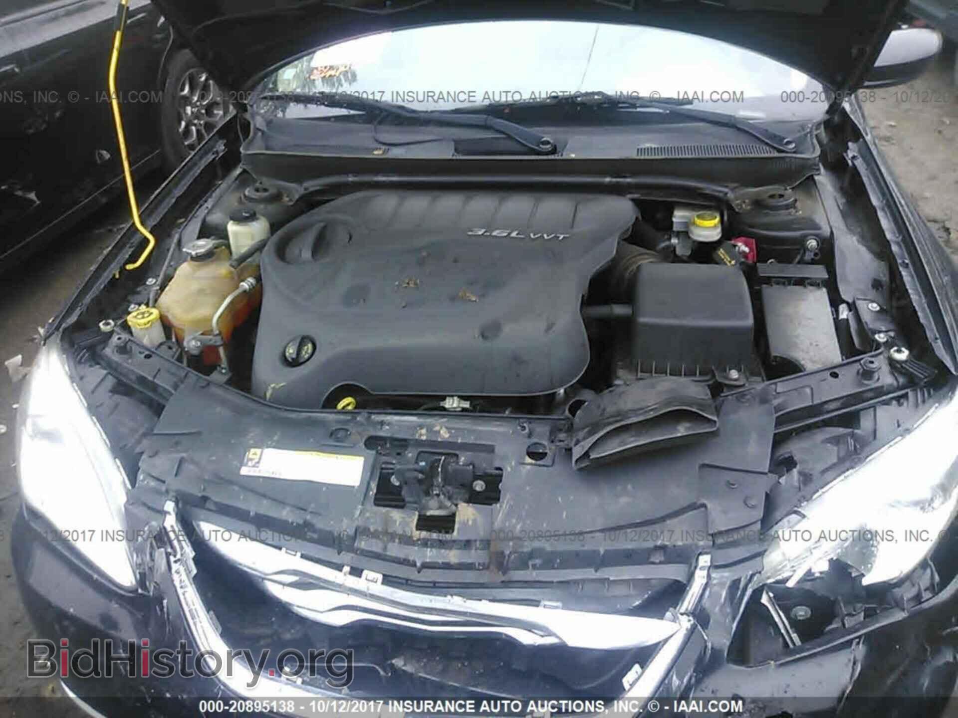 2012 Chrysler 200 - VIN: 1C3CCBBG8CN228415 - Photo 10