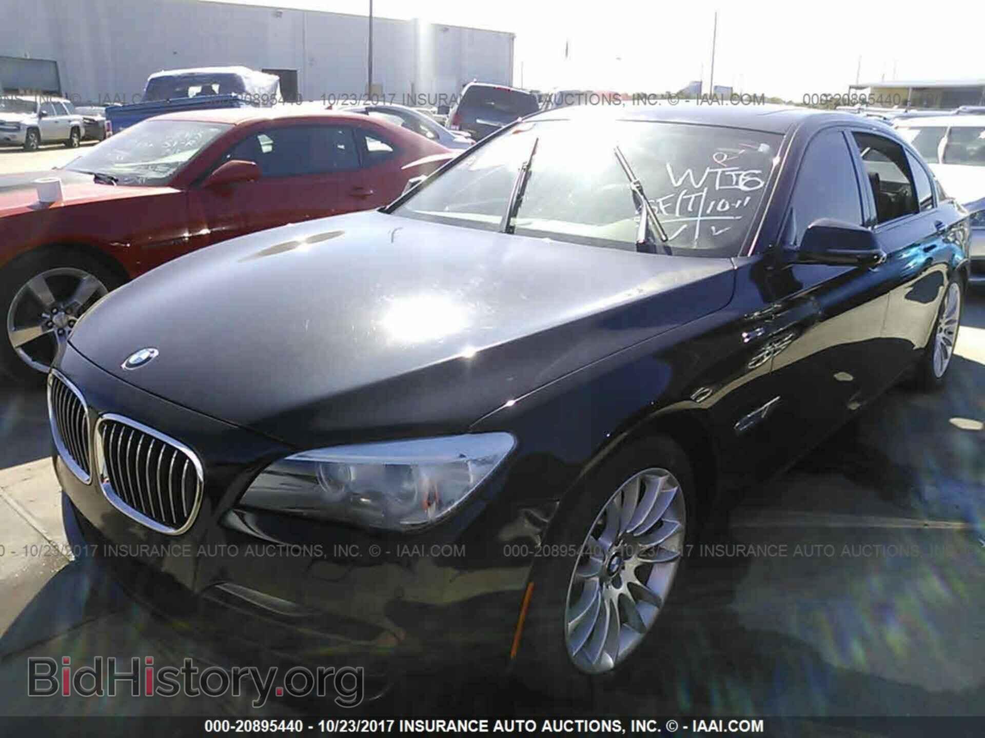 2013 Bmw 750 - VIN: WBAYE8C54DD132751 - Фото 2