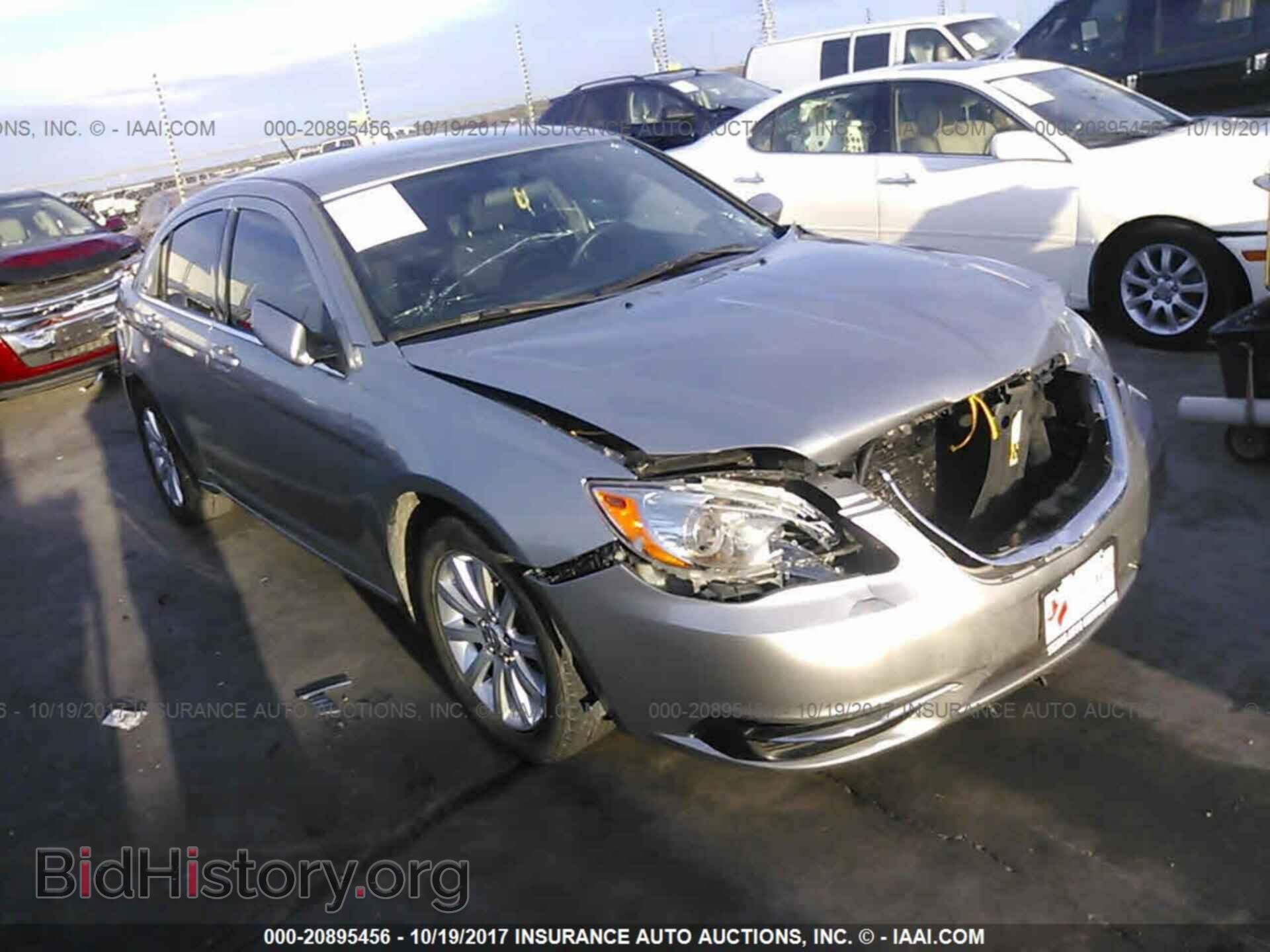 Photo 1C3CCBBG6EN106168 - Chrysler 200 2014