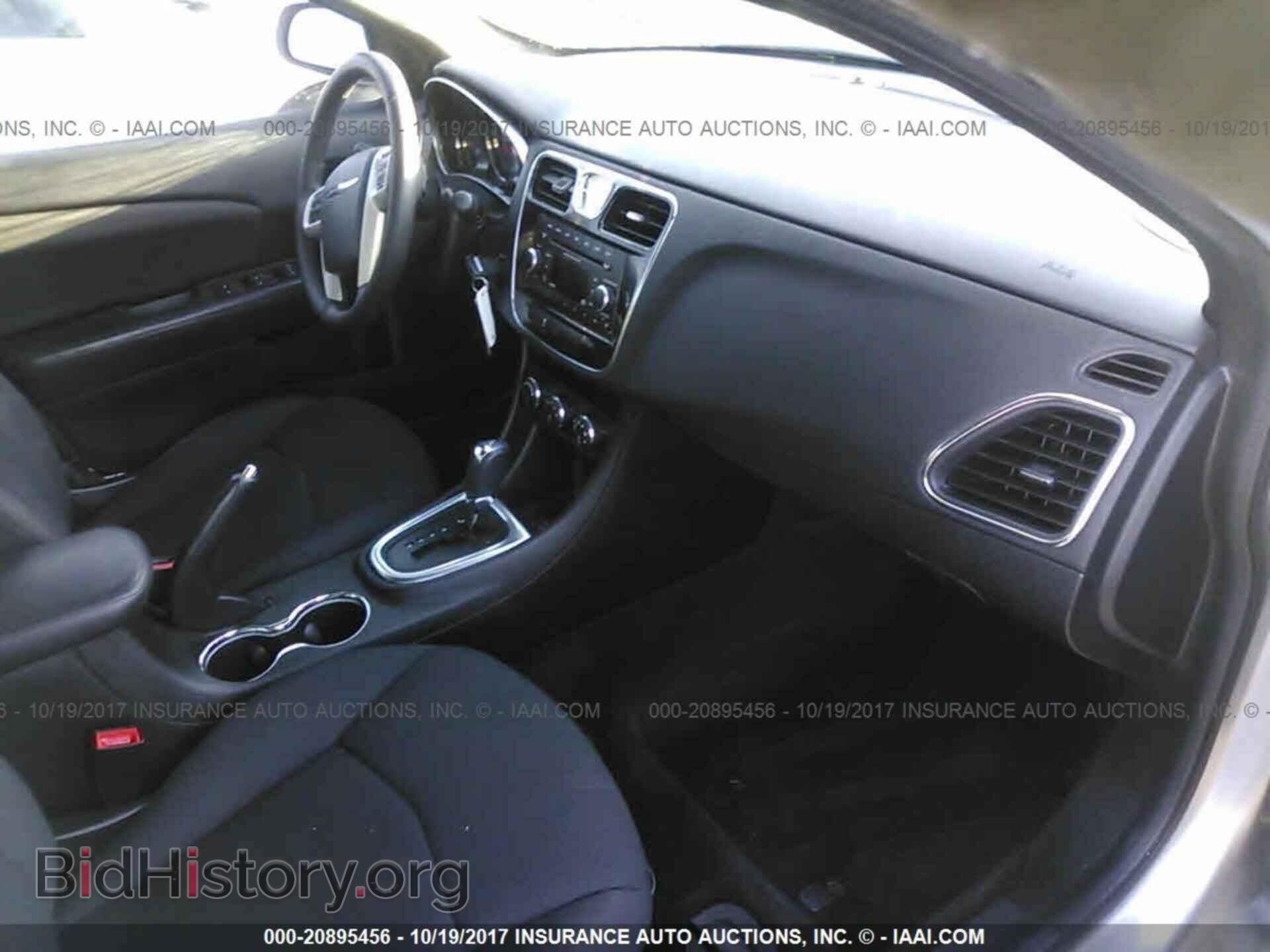 2014 Chrysler 200 - VIN: 1C3CCBBG6EN106168 - Фото 5