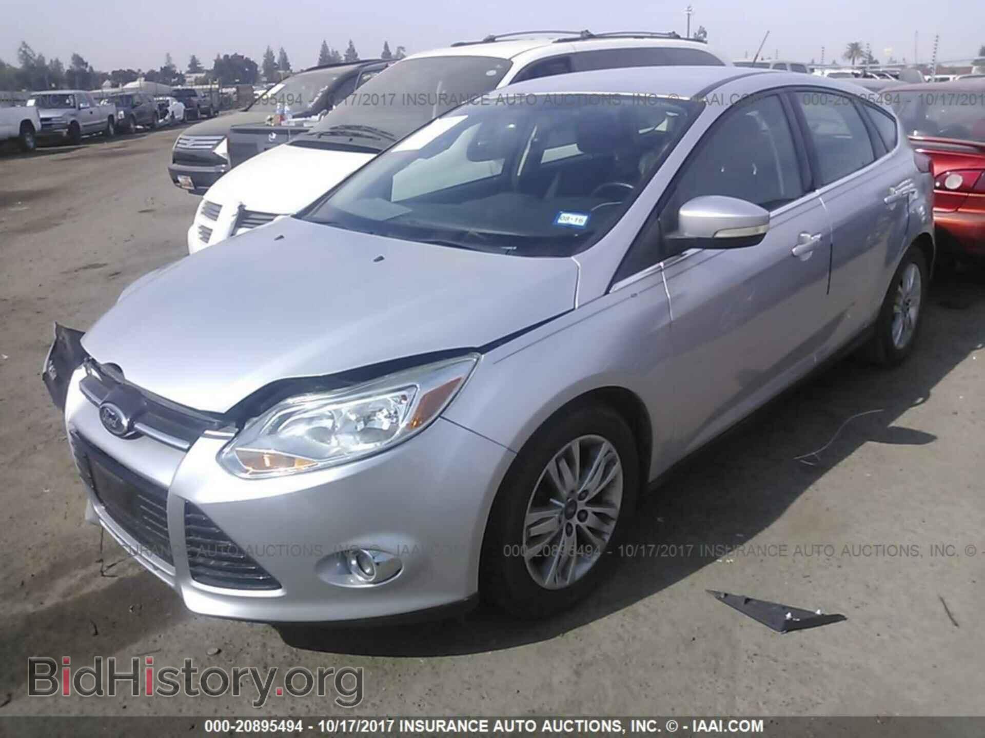 2012 Ford Focus - VIN: 1FAHP3M25CL375662 - Photo 2