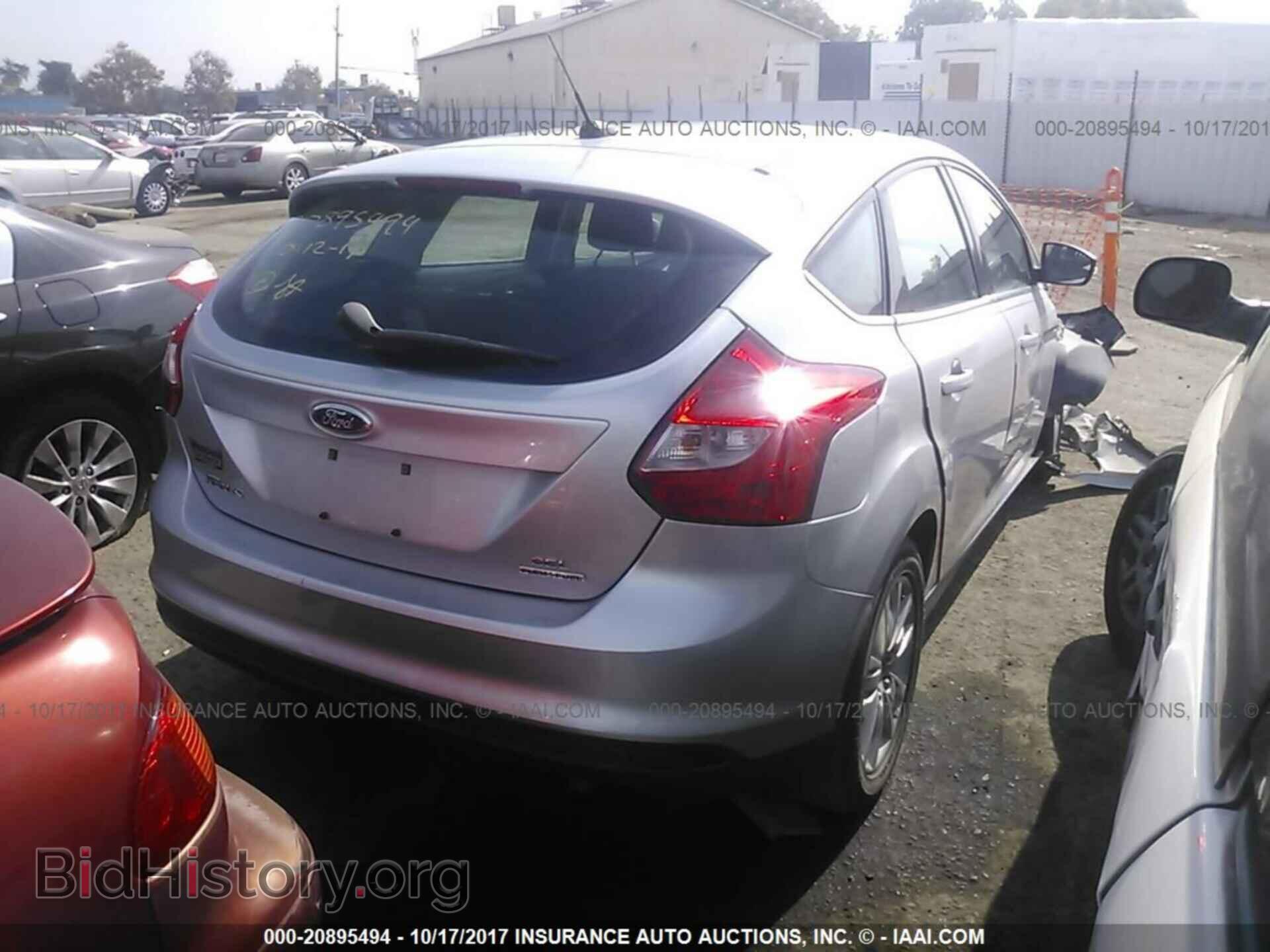 2012 Ford Focus - VIN: 1FAHP3M25CL375662 - Photo 4