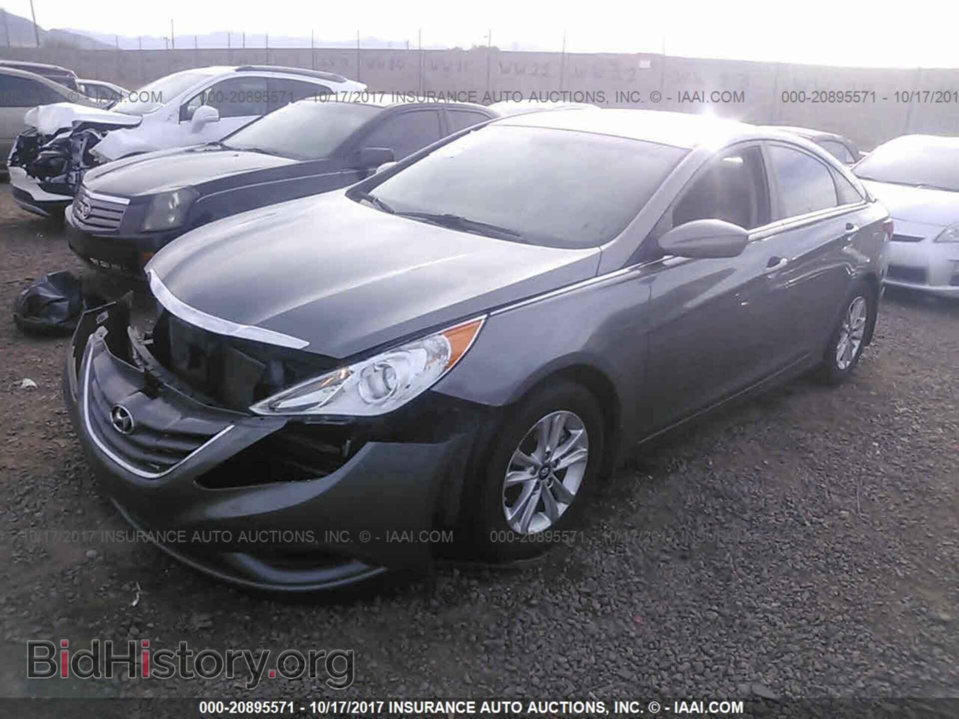 2012 Hyundai Sonata - VIN: 5NPEB4AC4CH432677 - Photo 2