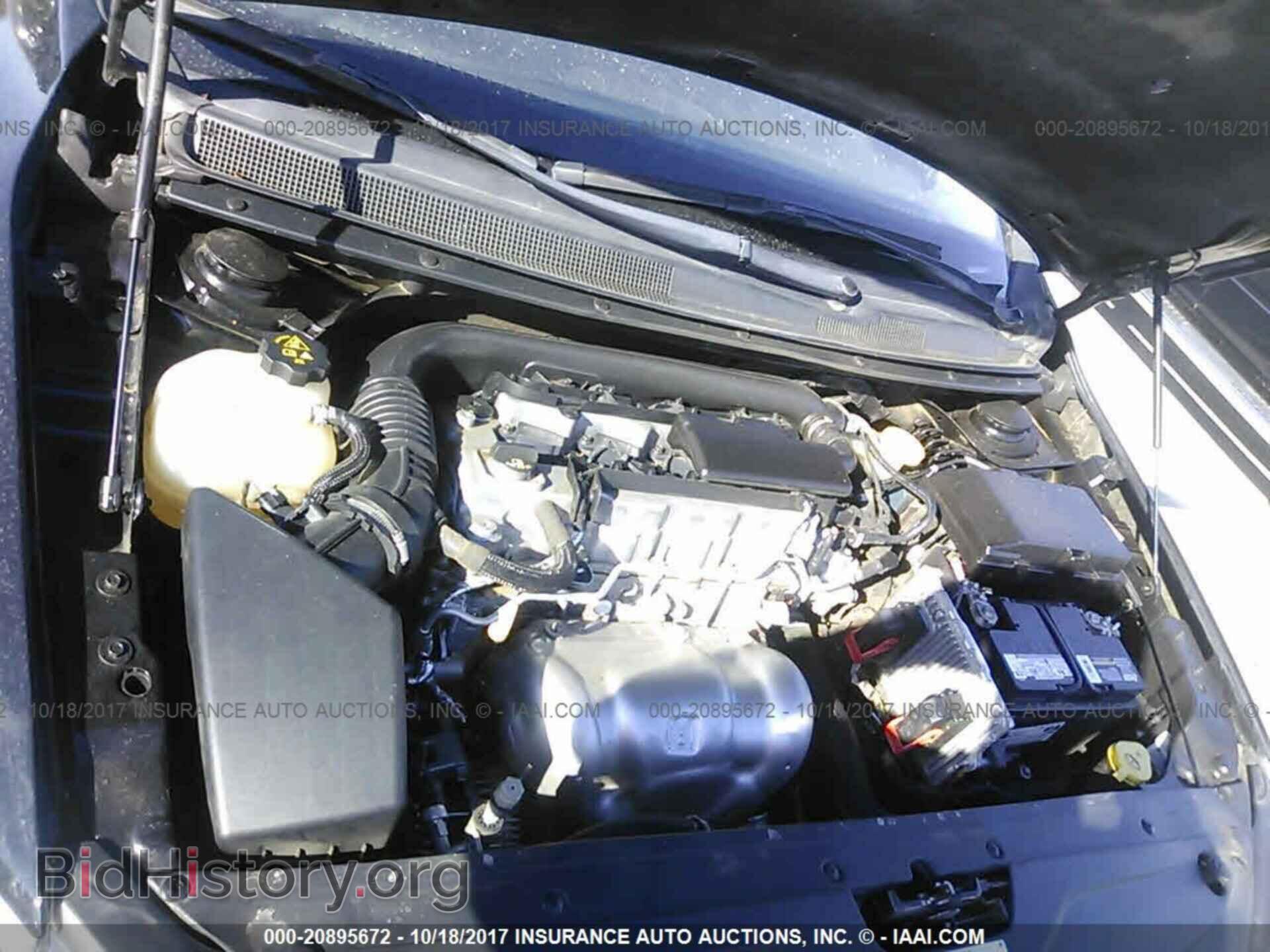 2016 Chrysler 200 - VIN: 1C3CCCFB2GN100200 - Photo 10