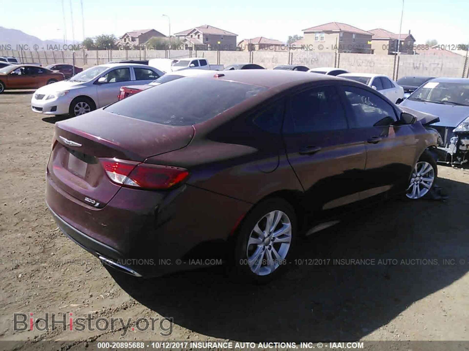 2015 Chrysler 200 - VIN: 1C3CCCBB9FN608975 - Photo 4