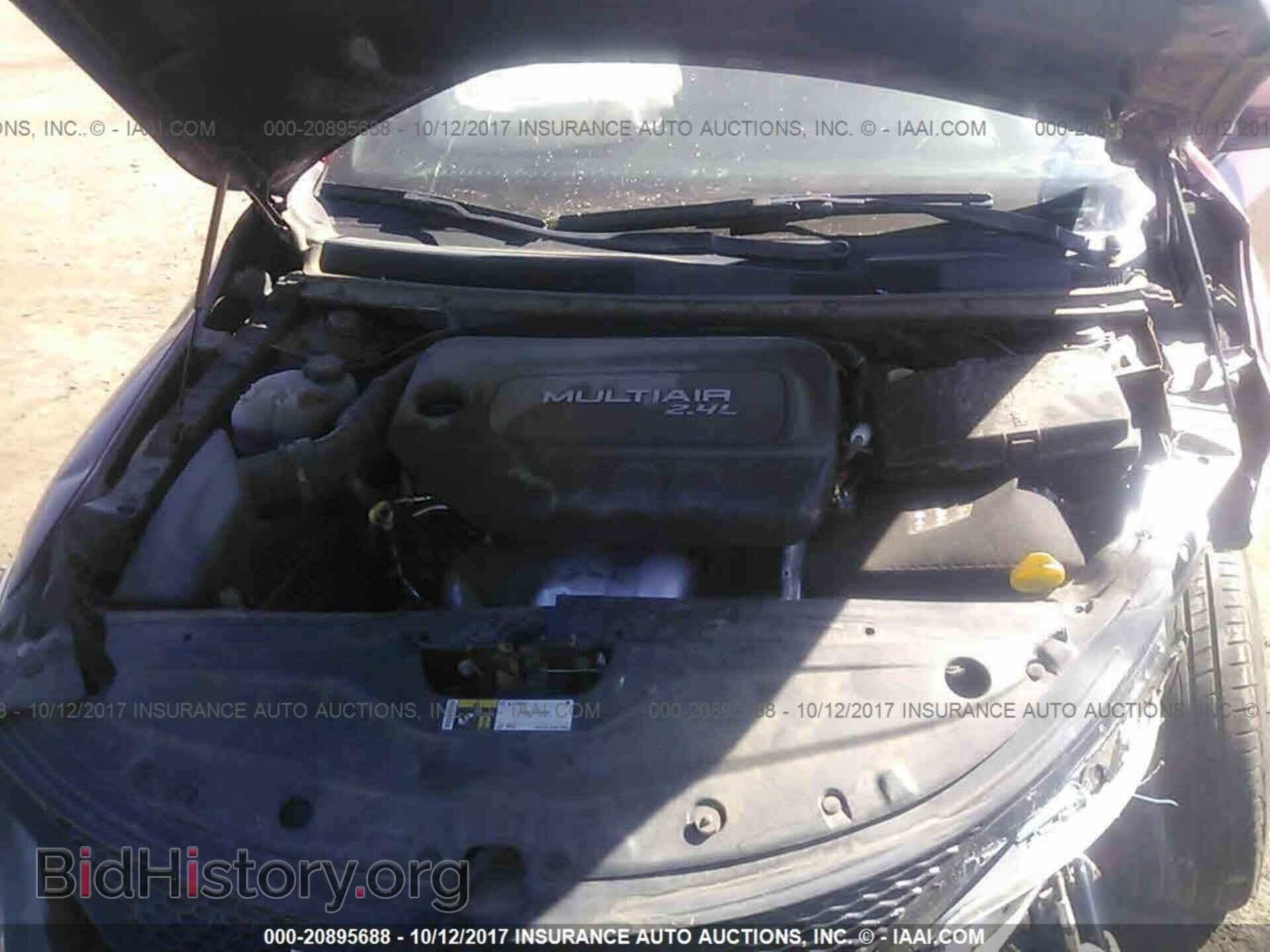 2015 Chrysler 200 - VIN: 1C3CCCBB9FN608975 - Photo 10
