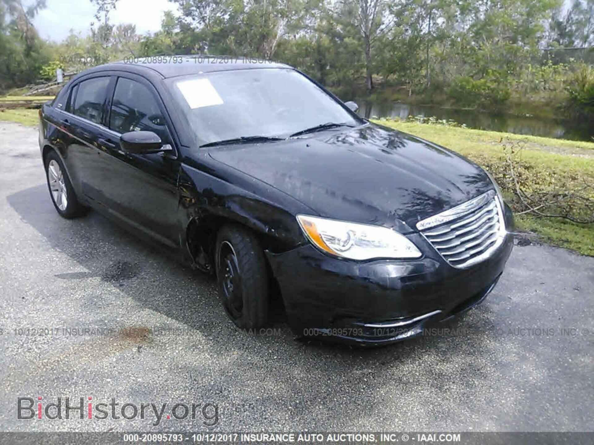 Photo 1C3CCBAB3DN669568 - Chrysler 200 2013