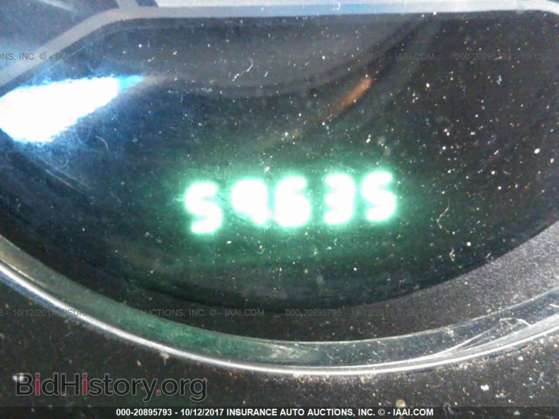 2013 Chrysler 200 - VIN: 1C3CCBAB3DN669568 - Photo 7