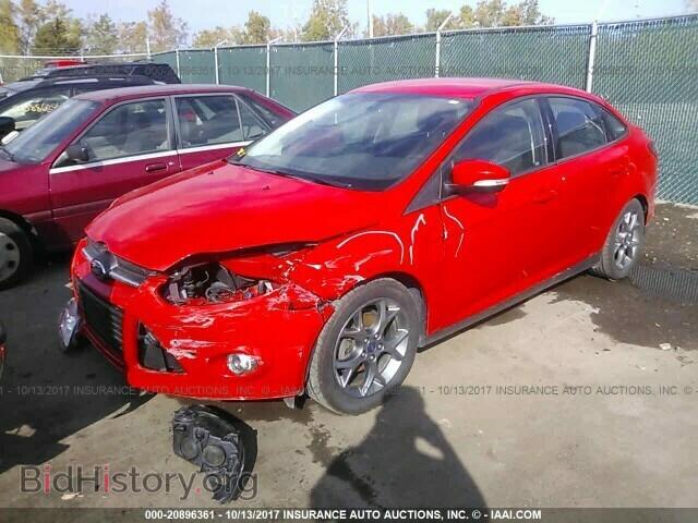 2014 Ford Focus - VIN: 1FADP3F26EL418131 - Фото 2