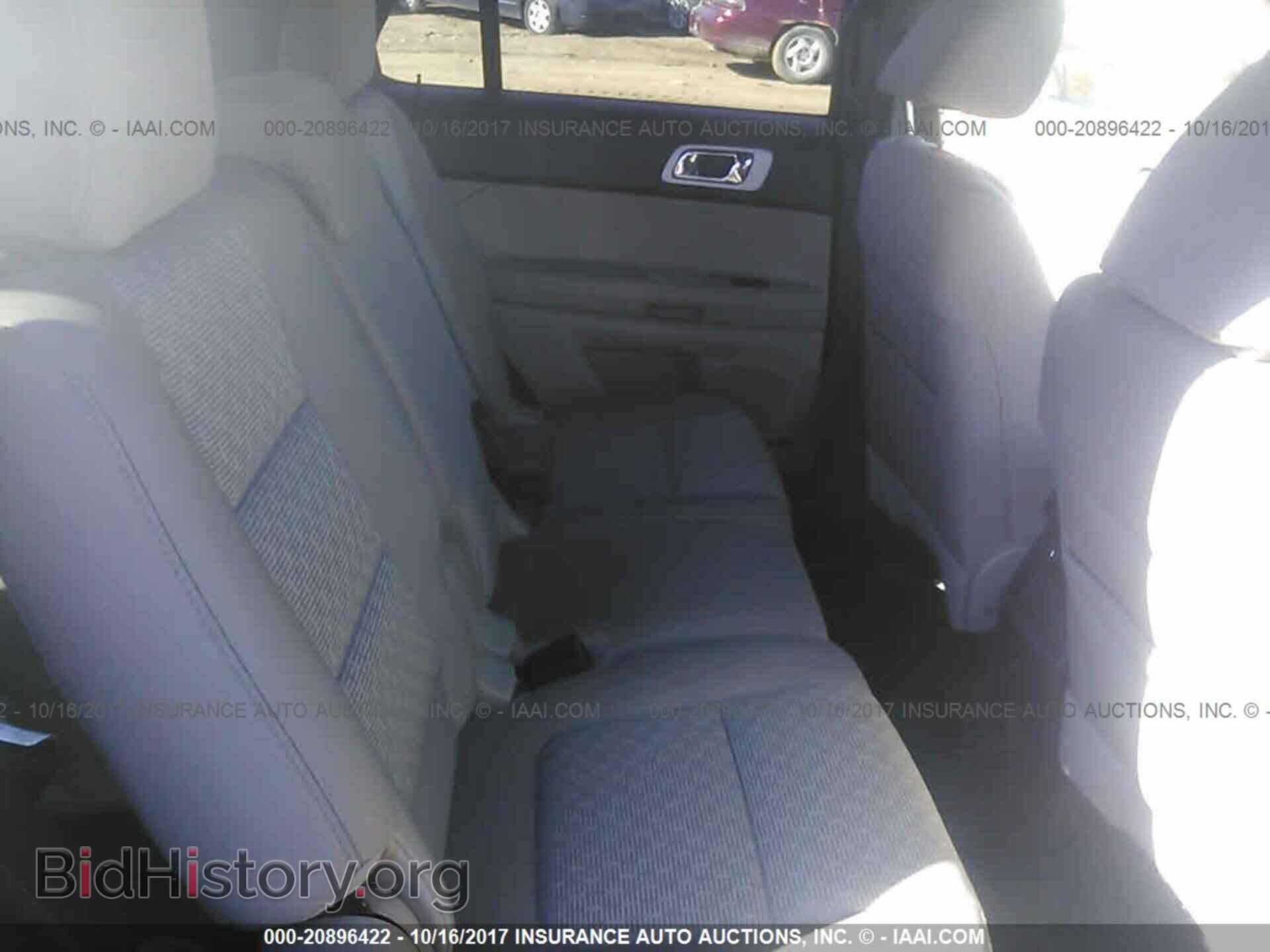 2011 Ford Explorer - VIN: 1FMHK8D83BGA66317 - Фото 8