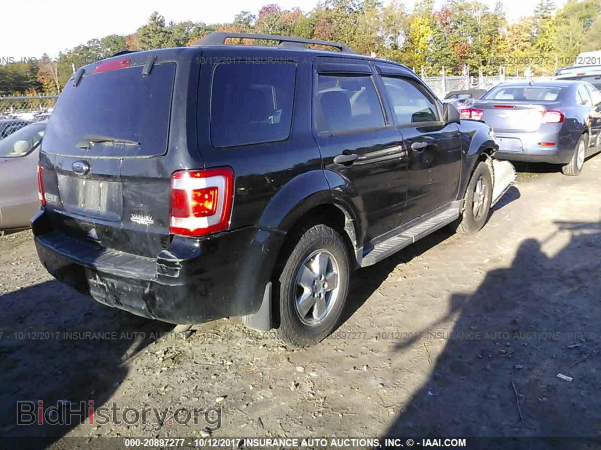 2012 Ford Escape - VIN: 1FMCU9D78CKA46807 - Photo 4