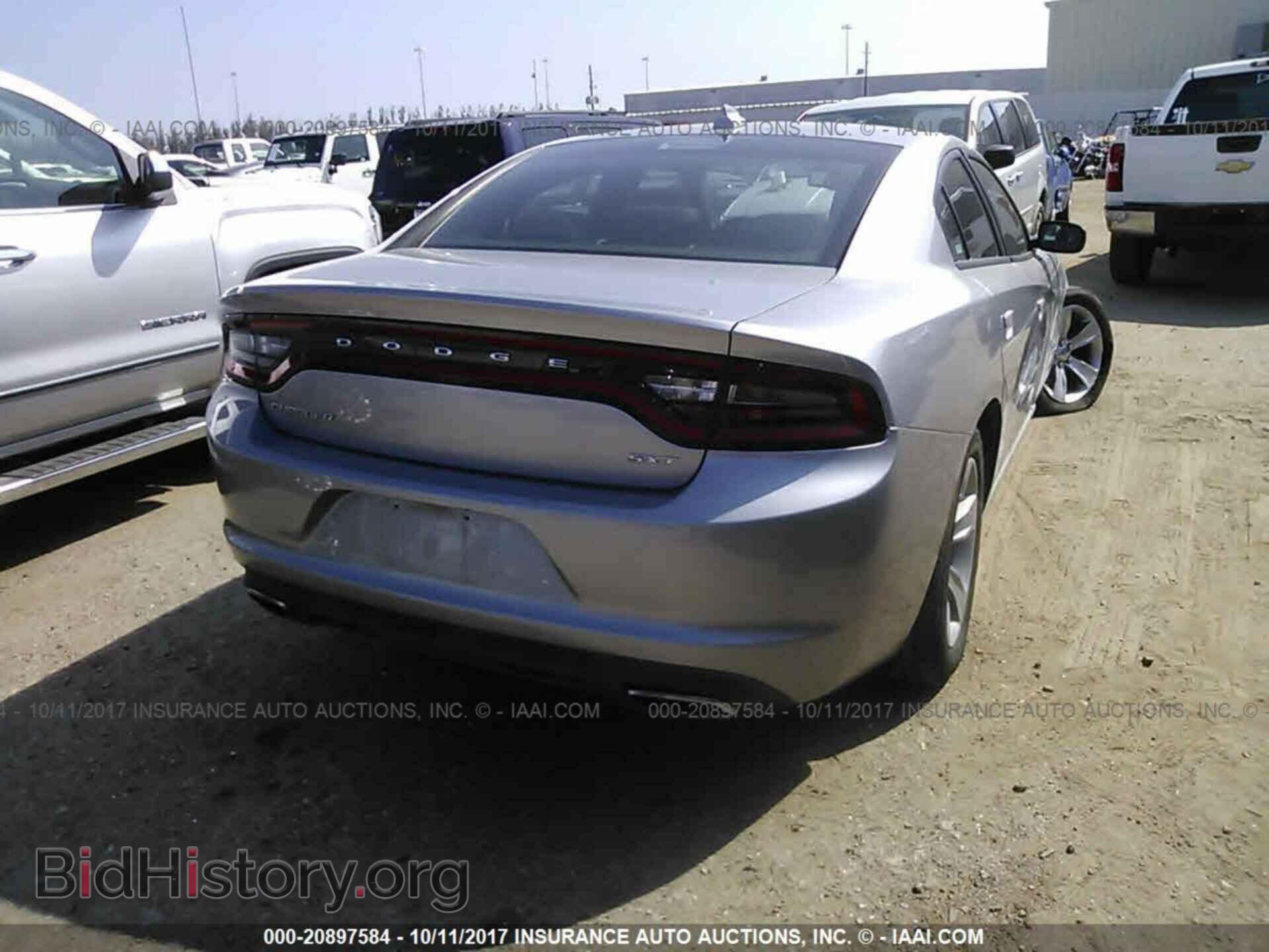 2017 Dodge Charger - VIN: 2C3CDXHG2HH587664 - Photo 4
