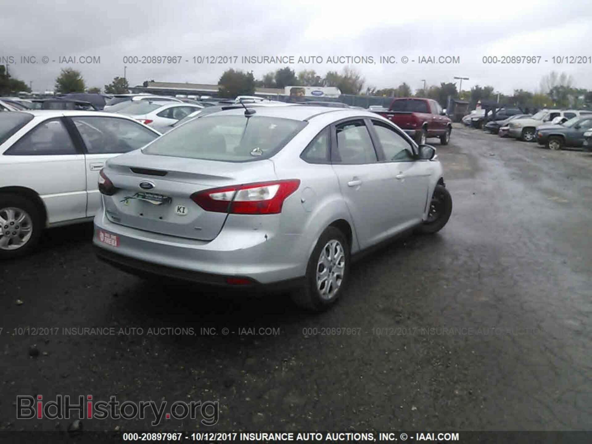 2012 Ford Focus - VIN: 1FAHP3F24CL259981 - Photo 4