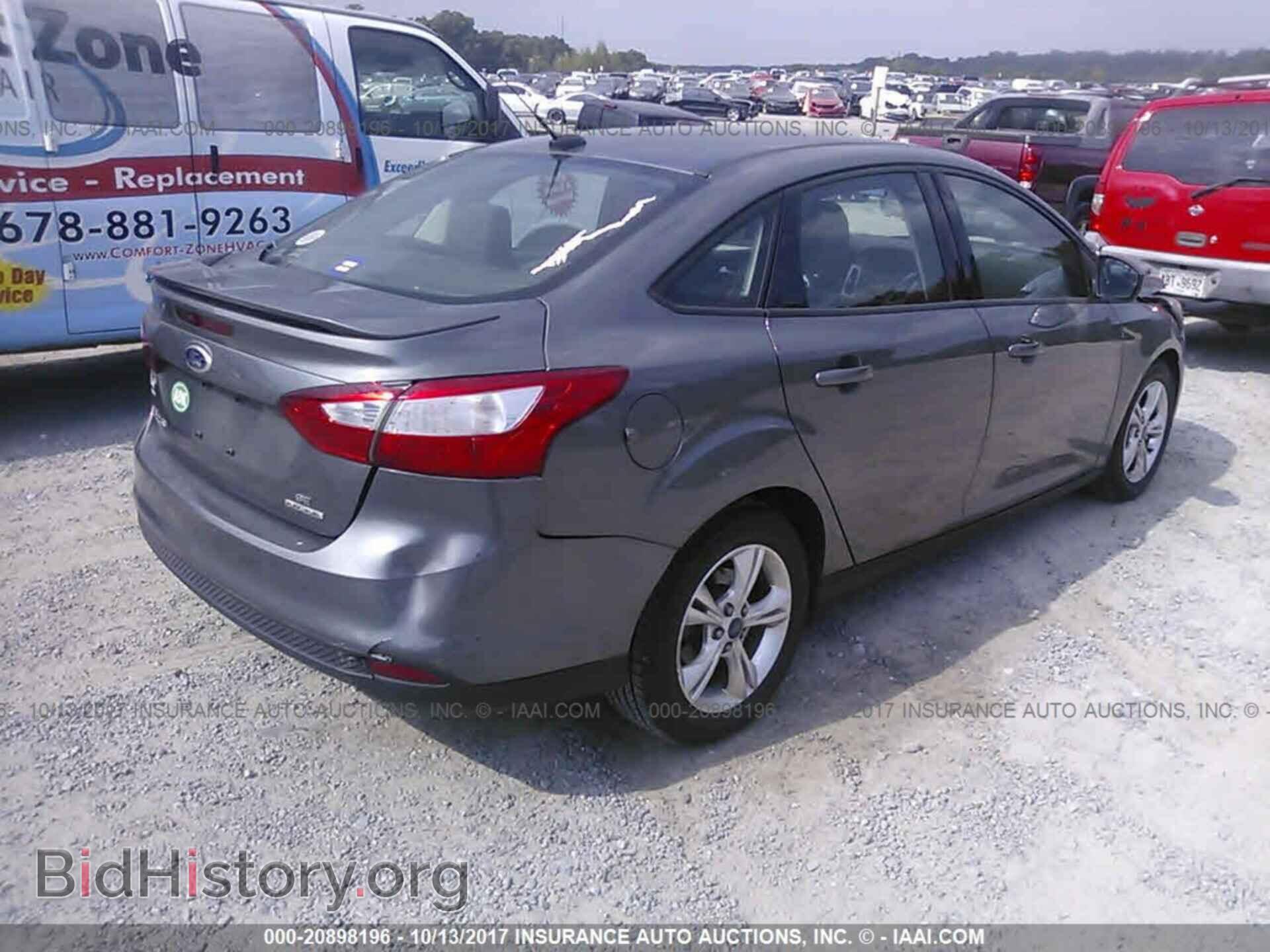 2012 Ford Focus - VIN: 1FAHP3F29CL390274 - Photo 4