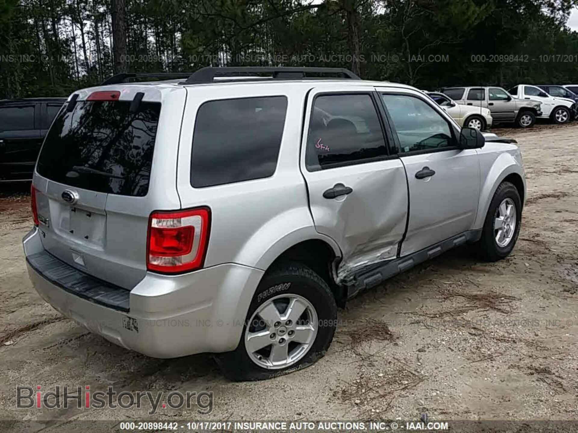 2011 Ford Escape - VIN: 1FMCU9D76BKB29439 - Фото 4