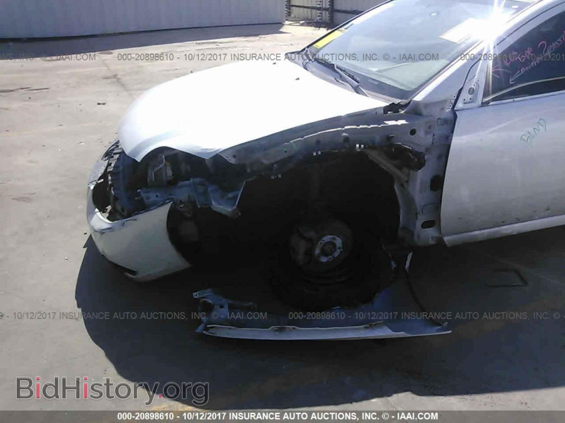 2011 Mitsubishi Galant - VIN: 4A32B2FF8BE006352 - Photo 6