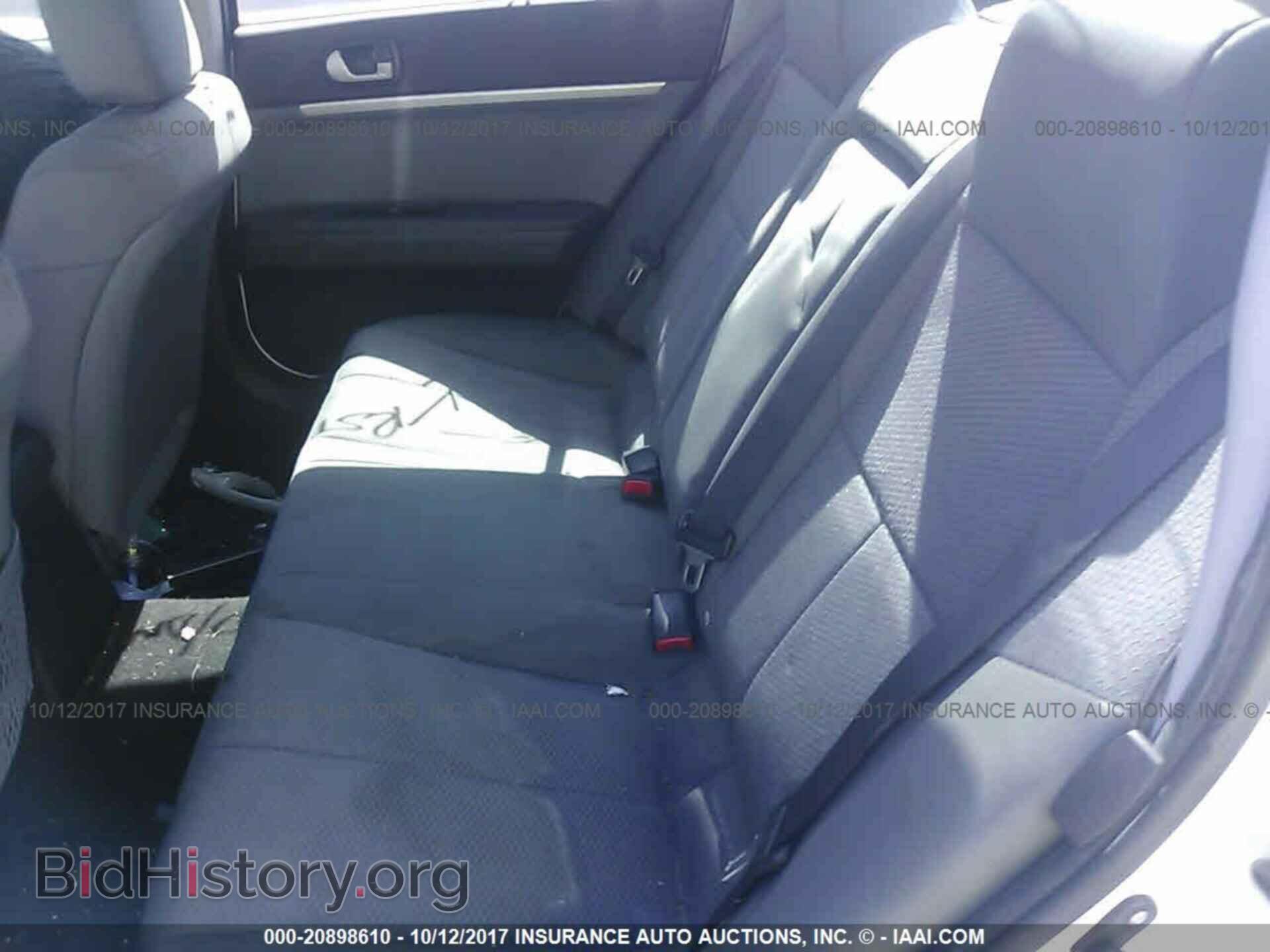2011 Mitsubishi Galant - VIN: 4A32B2FF8BE006352 - Photo 8