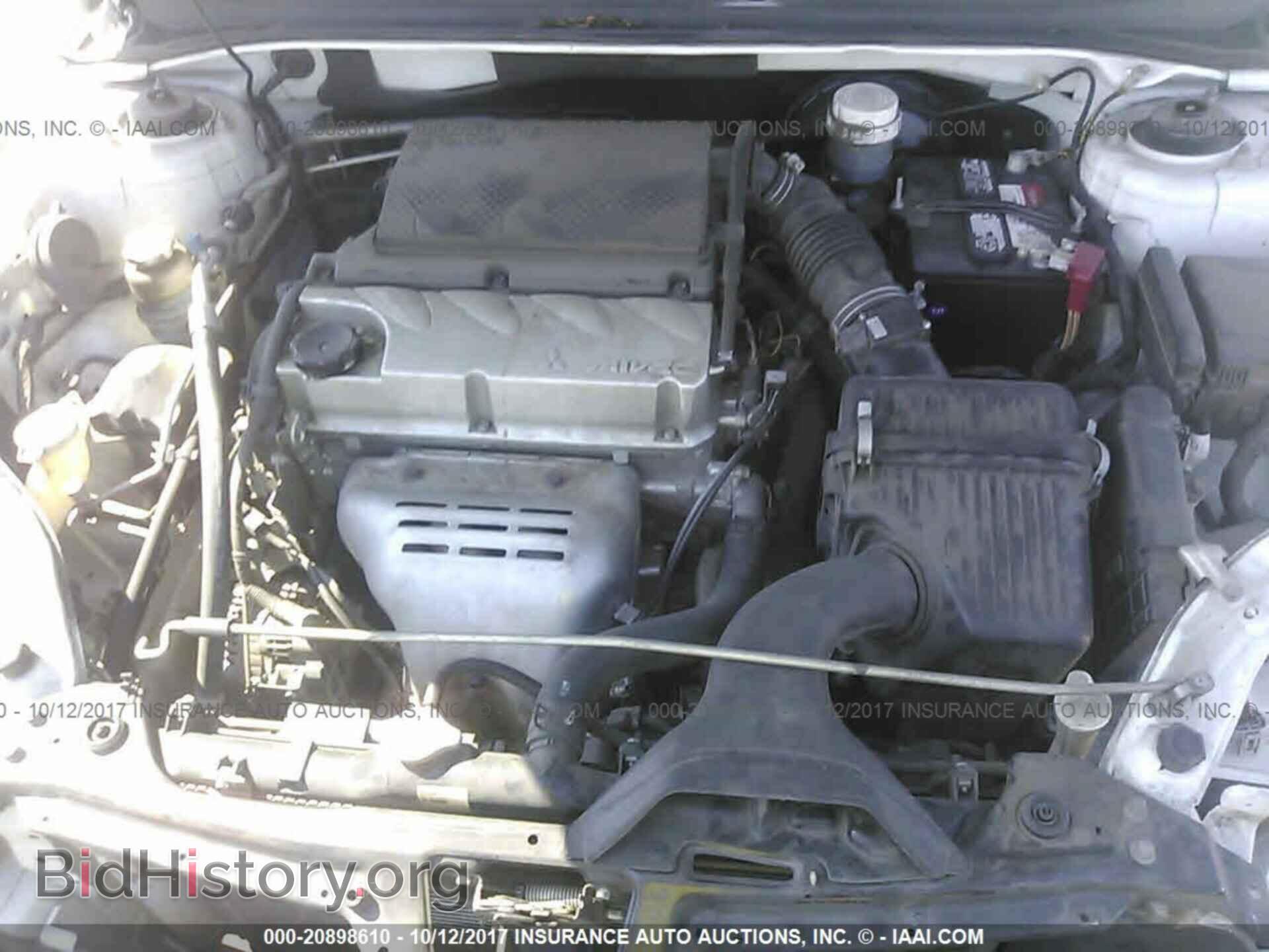 2011 Mitsubishi Galant - VIN: 4A32B2FF8BE006352 - Photo 10